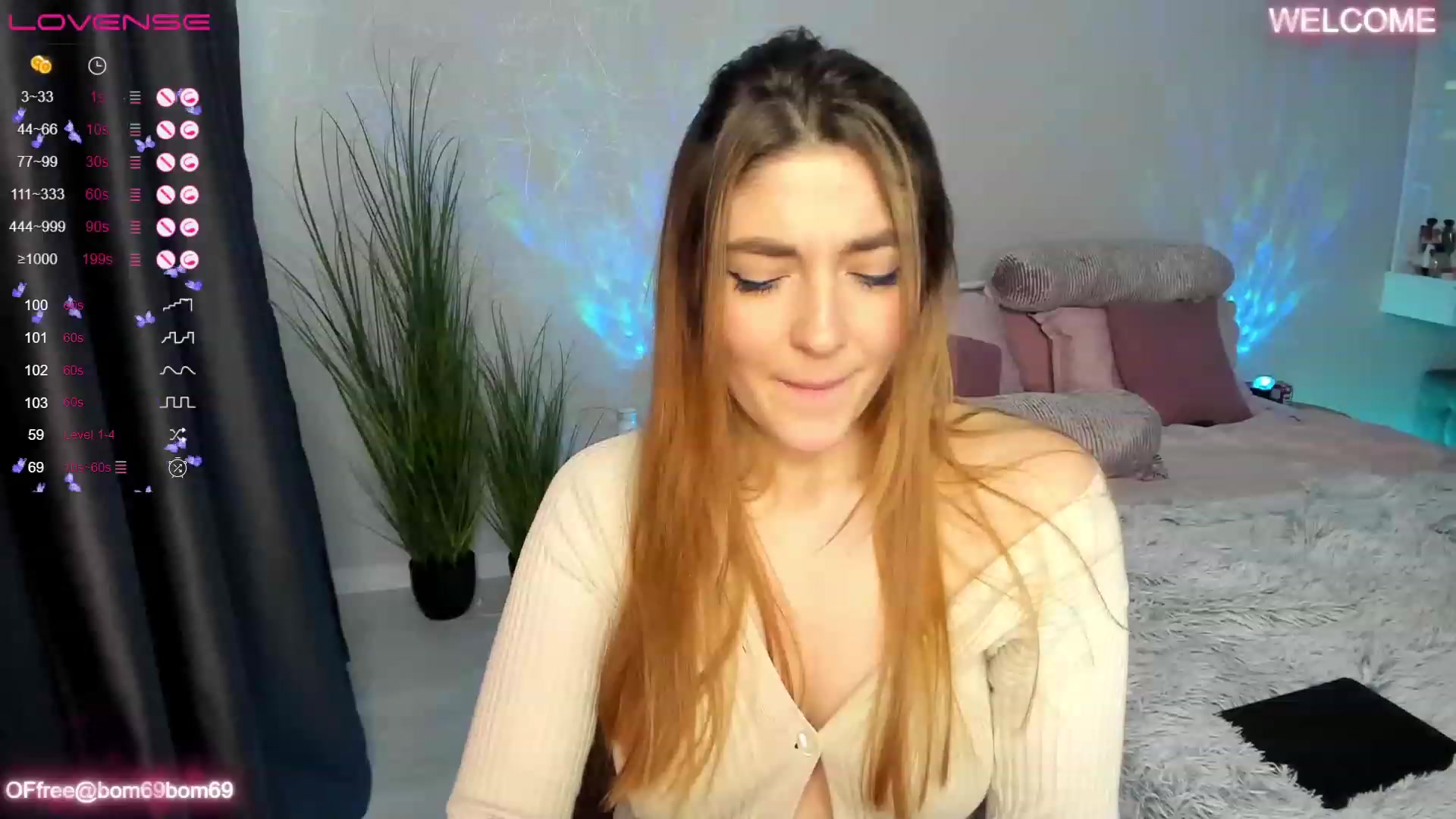 Gallery image thumbnail from Emmy_Emmy's myfreecams stream on, 04/13/2023, 09:42 image 18 of 20