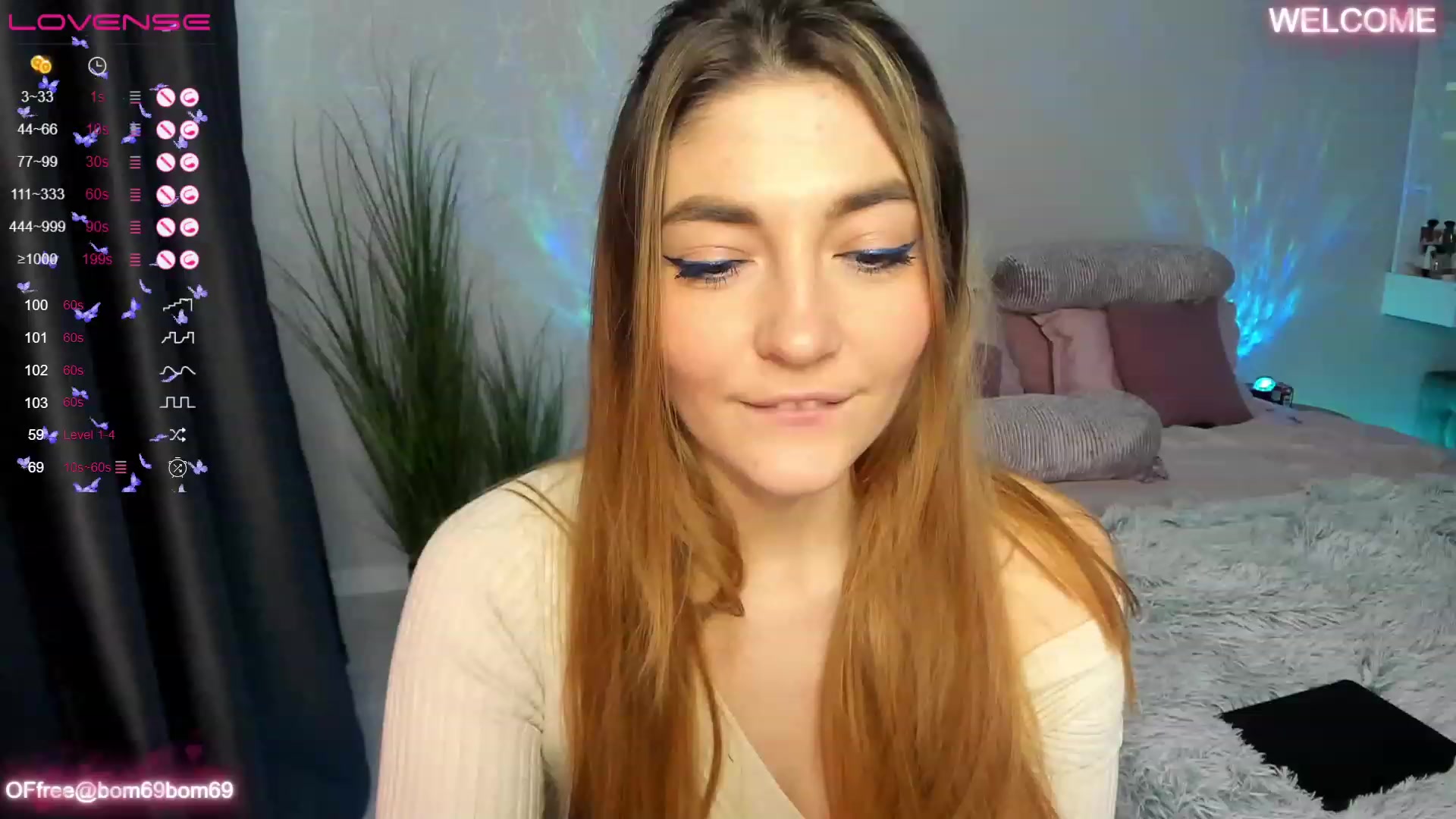 Gallery image thumbnail from Emmy_Emmy's myfreecams stream on, 04/13/2023, 09:42 image 3 of 20