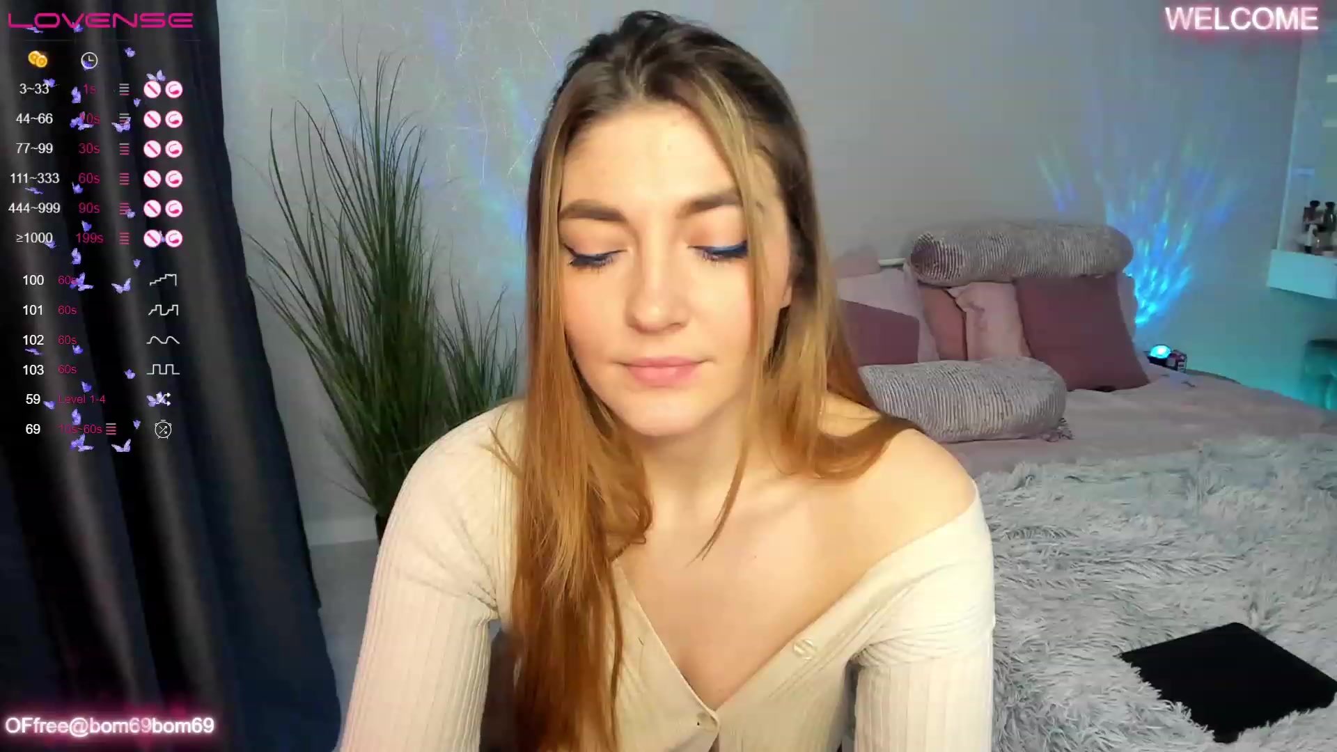 Gallery image thumbnail from Emmy_Emmy's myfreecams stream on, 04/13/2023, 09:42 image 5 of 20
