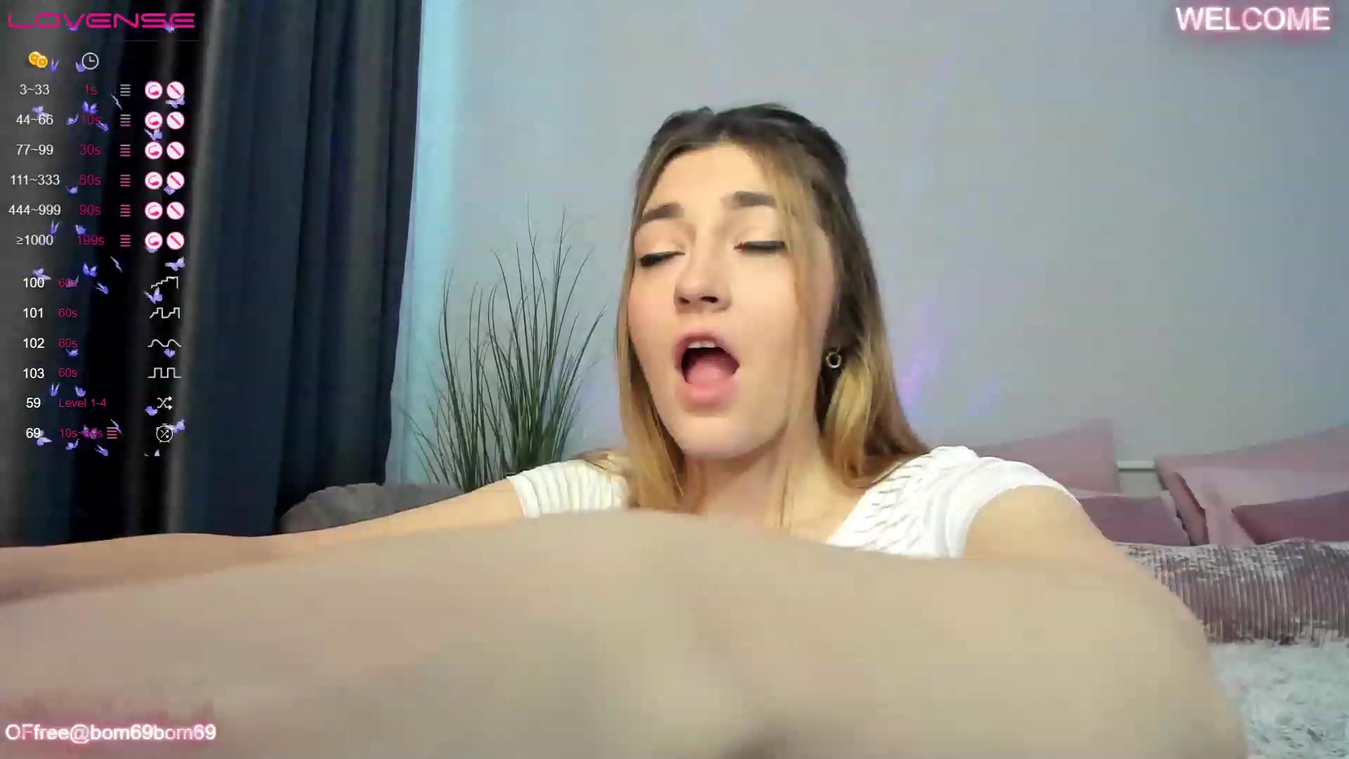 Gallery image thumbnail from Emmy_Emmy's myfreecams stream on, 04/24/2023, 07:57 image 7 of 20