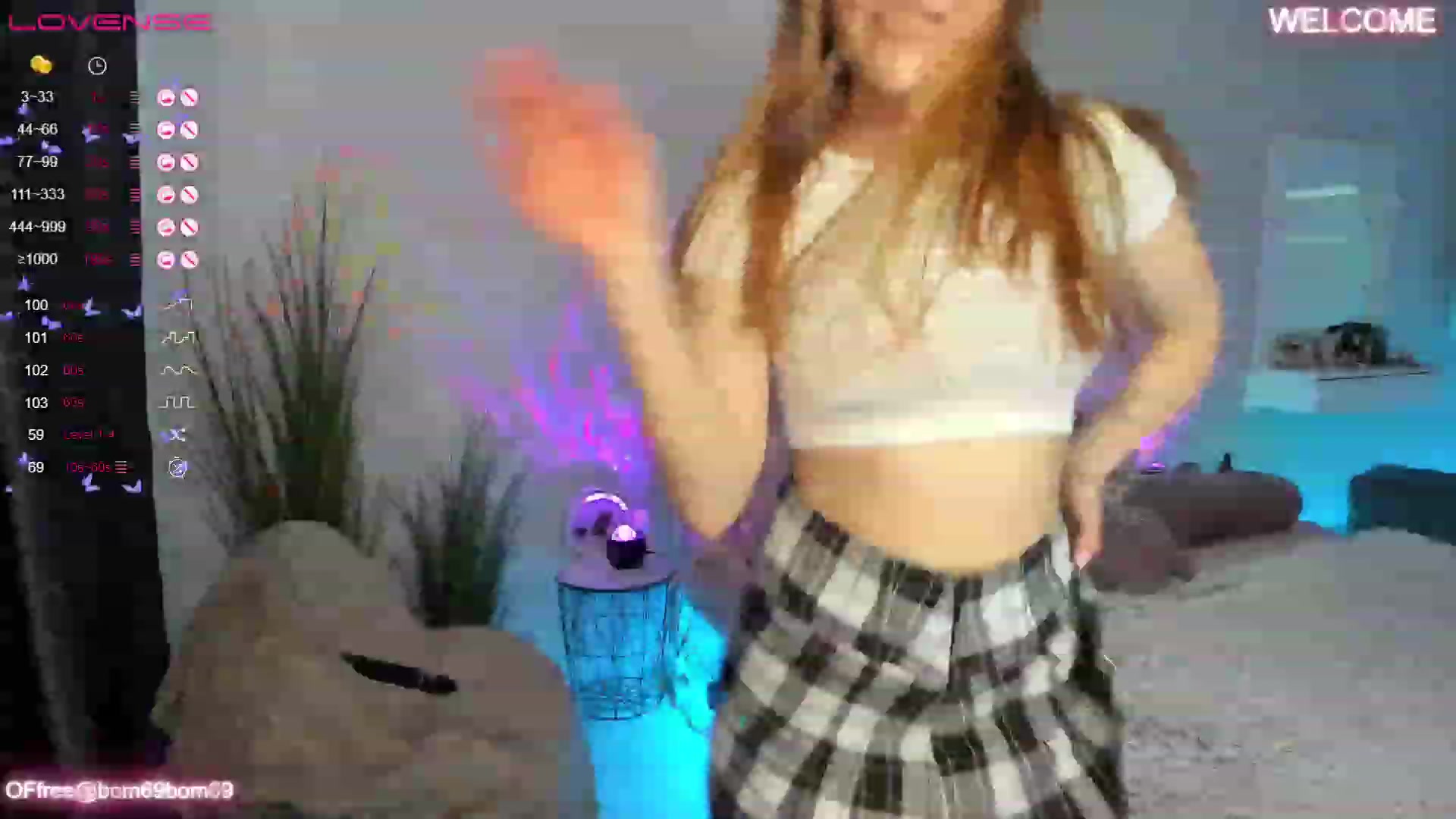 Gallery image thumbnail from Emmy_Emmy's myfreecams stream on, 04/24/2023, 07:57 image 18 of 20