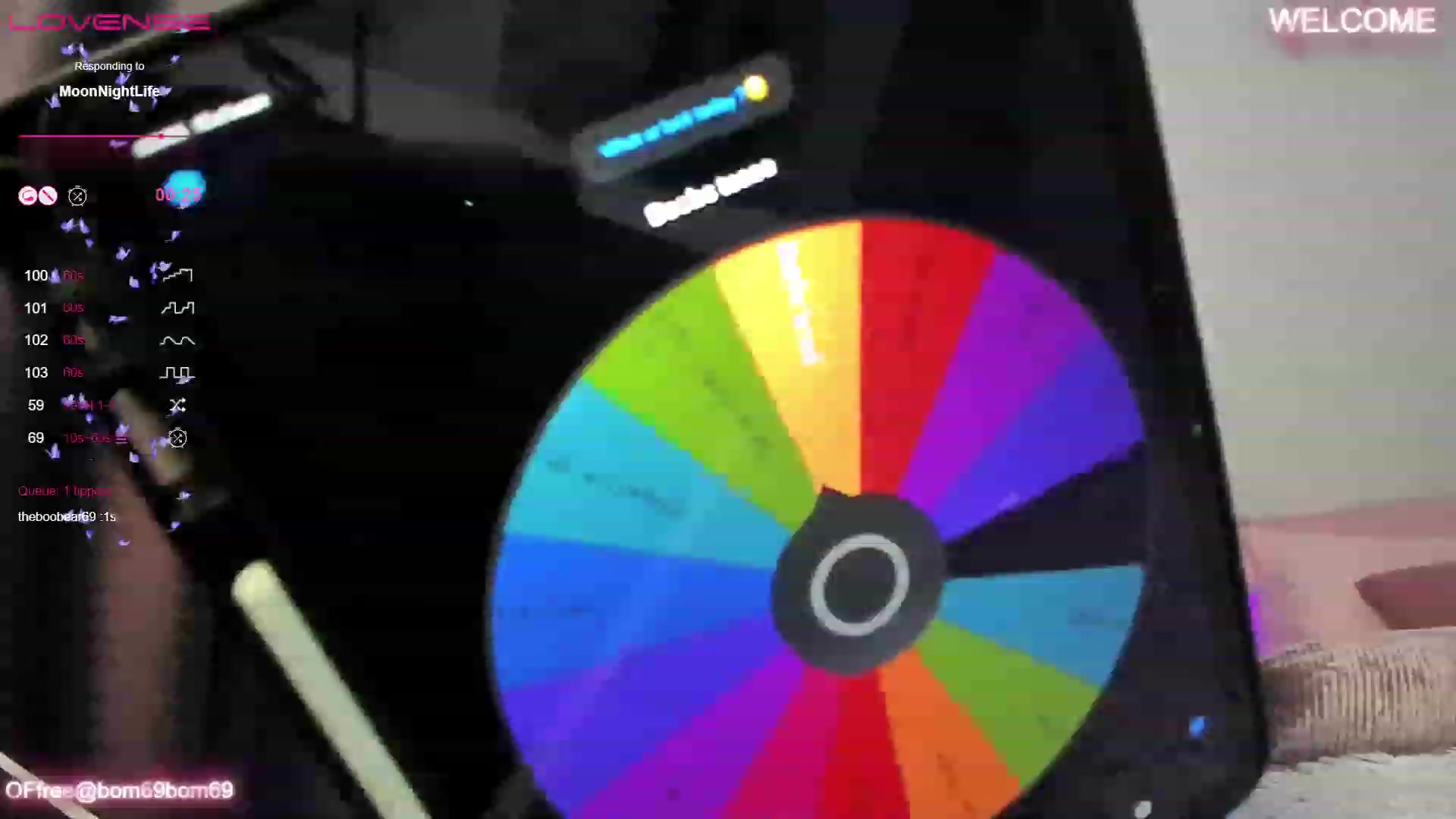 Gallery image thumbnail from Emmy_Emmy's myfreecams stream on, 05/01/2023, 07:00 image 17 of 20