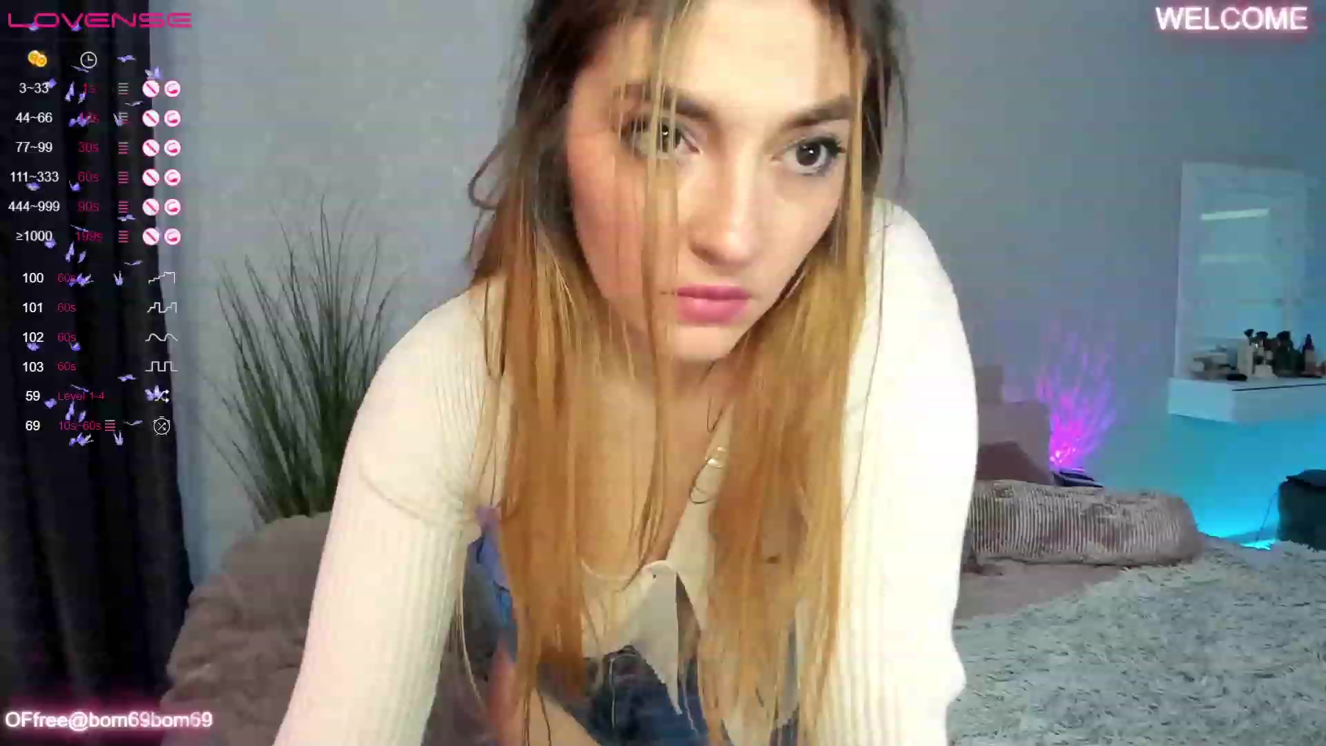 Gallery image thumbnail from Emmy_Emmy's myfreecams stream on, 05/01/2023, 08:14 image 7 of 20