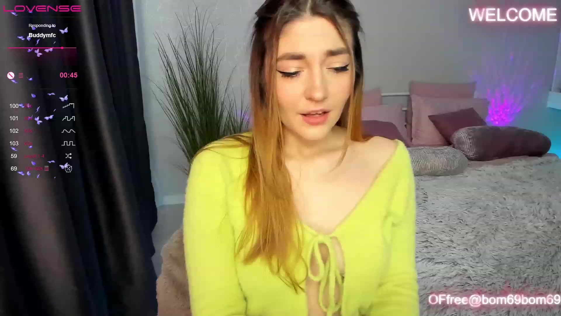 Gallery image thumbnail from Emmy_Emmy's myfreecams stream on, 05/08/2023, 07:52 image 10 of 20