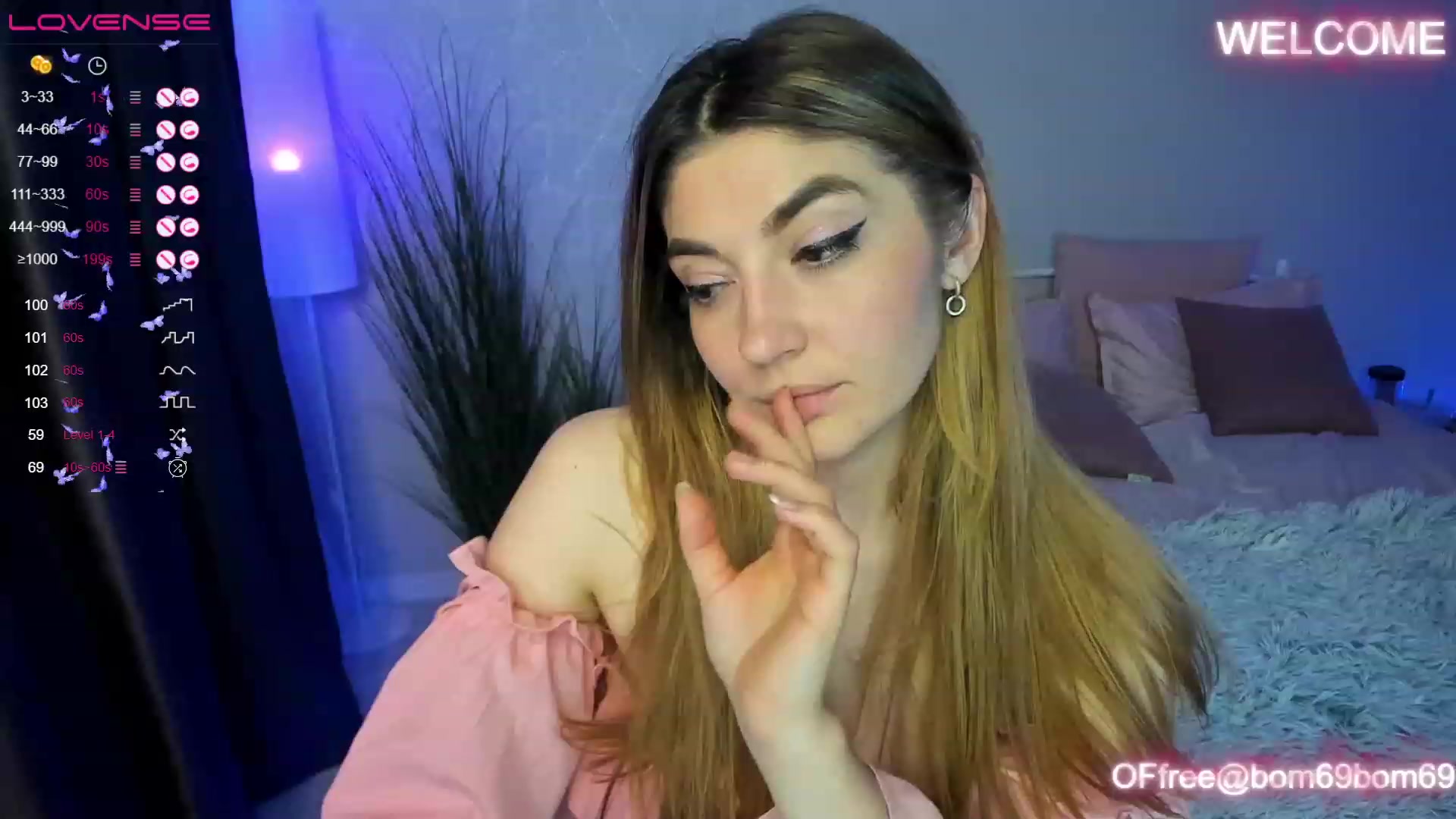 Gallery image thumbnail from Emmy_Emmy's myfreecams stream on, 05/13/2023, 11:42 image 12 of 20