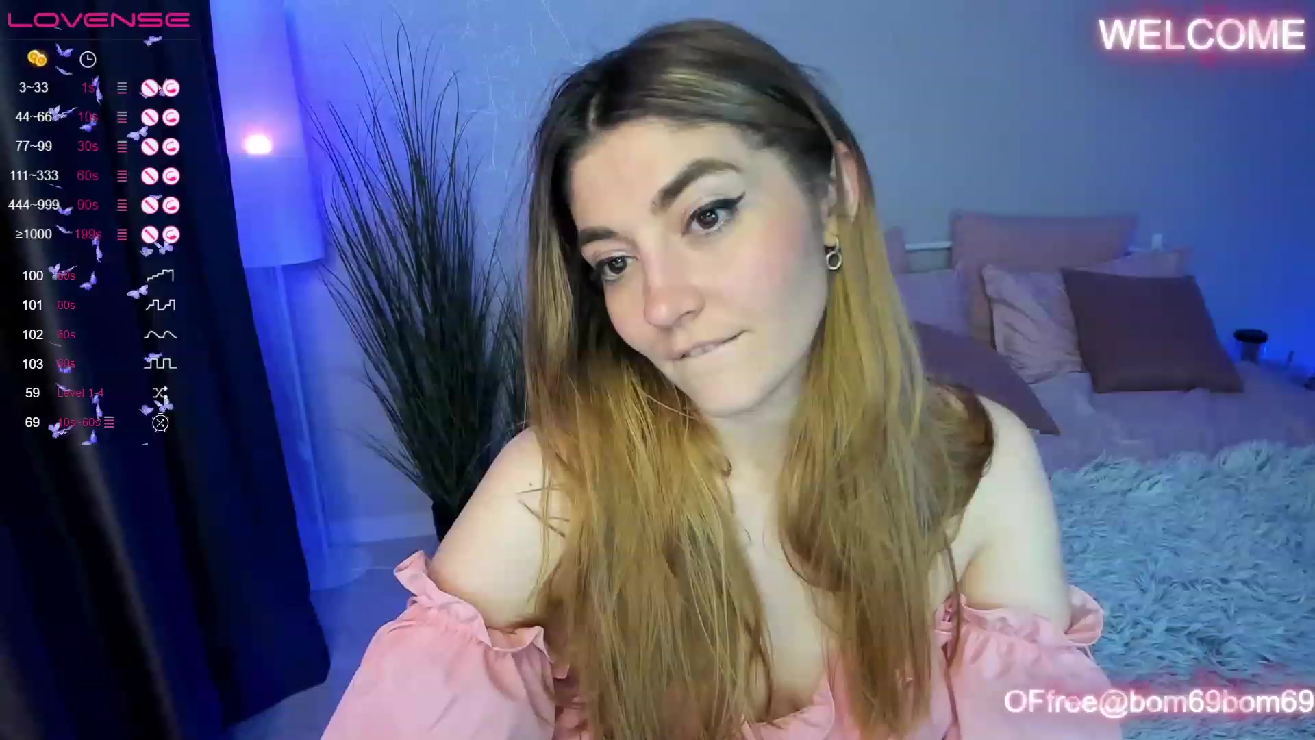 Gallery image thumbnail from Emmy_Emmy's myfreecams stream on, 05/13/2023, 11:42 image 11 of 20