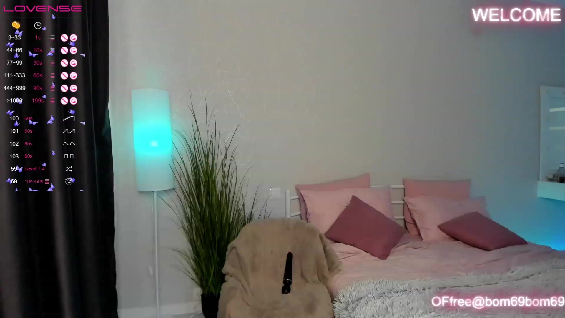 Gallery image thumbnail from Emmy_Emmy's myfreecams stream on, 05/26/2023, 07:14 image 3 of 20