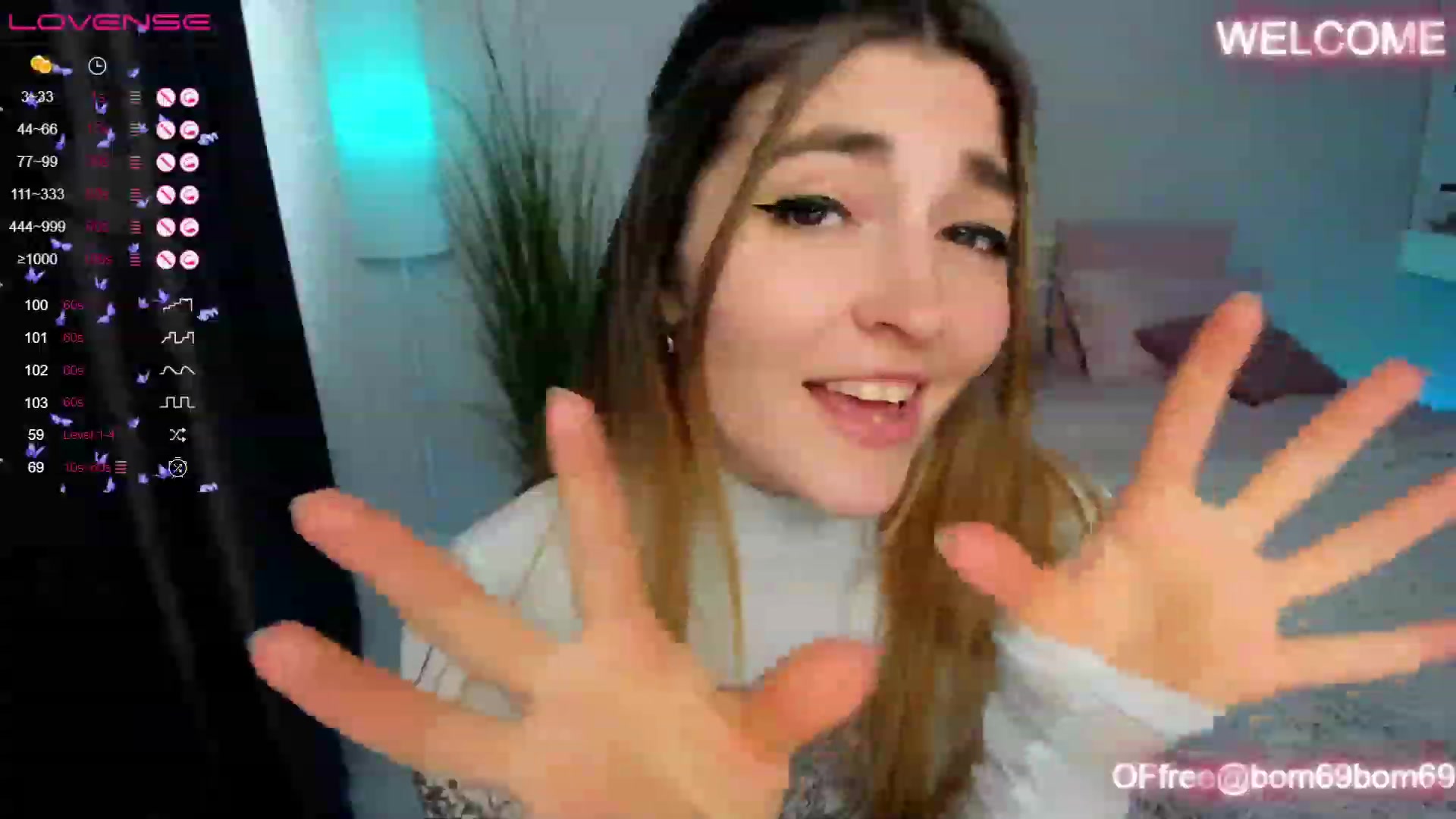 Gallery image thumbnail from Emmy_Emmy's myfreecams stream on, 05/26/2023, 12:55 image 11 of 20