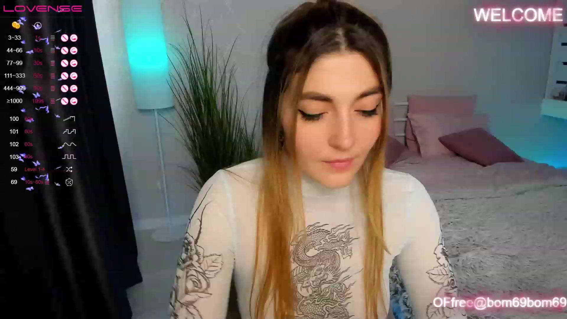 Gallery image thumbnail from Emmy_Emmy's myfreecams stream on, 05/26/2023, 12:55 image 16 of 20