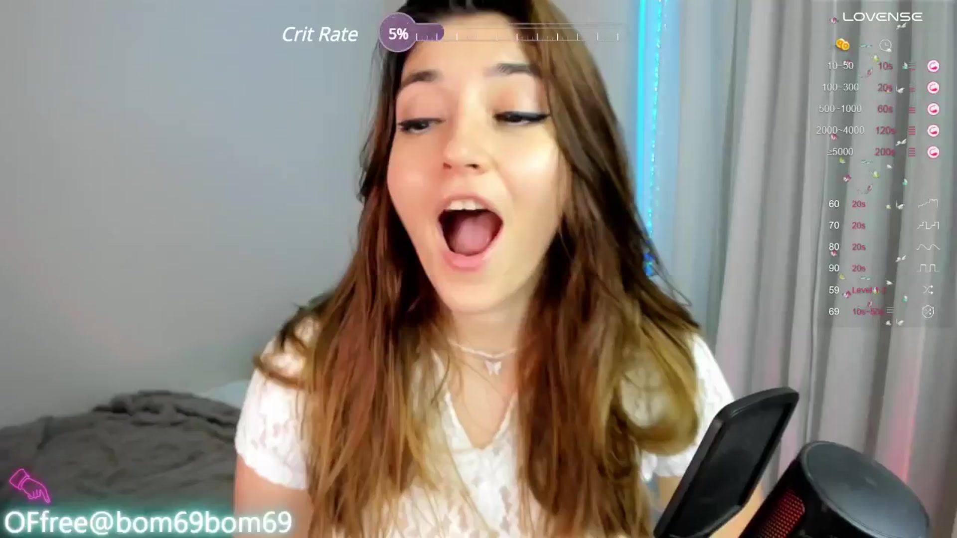 Gallery image thumbnail from Emmy_Emmy's myfreecams stream on, 08/05/2024, 07:47 image 5 of 20