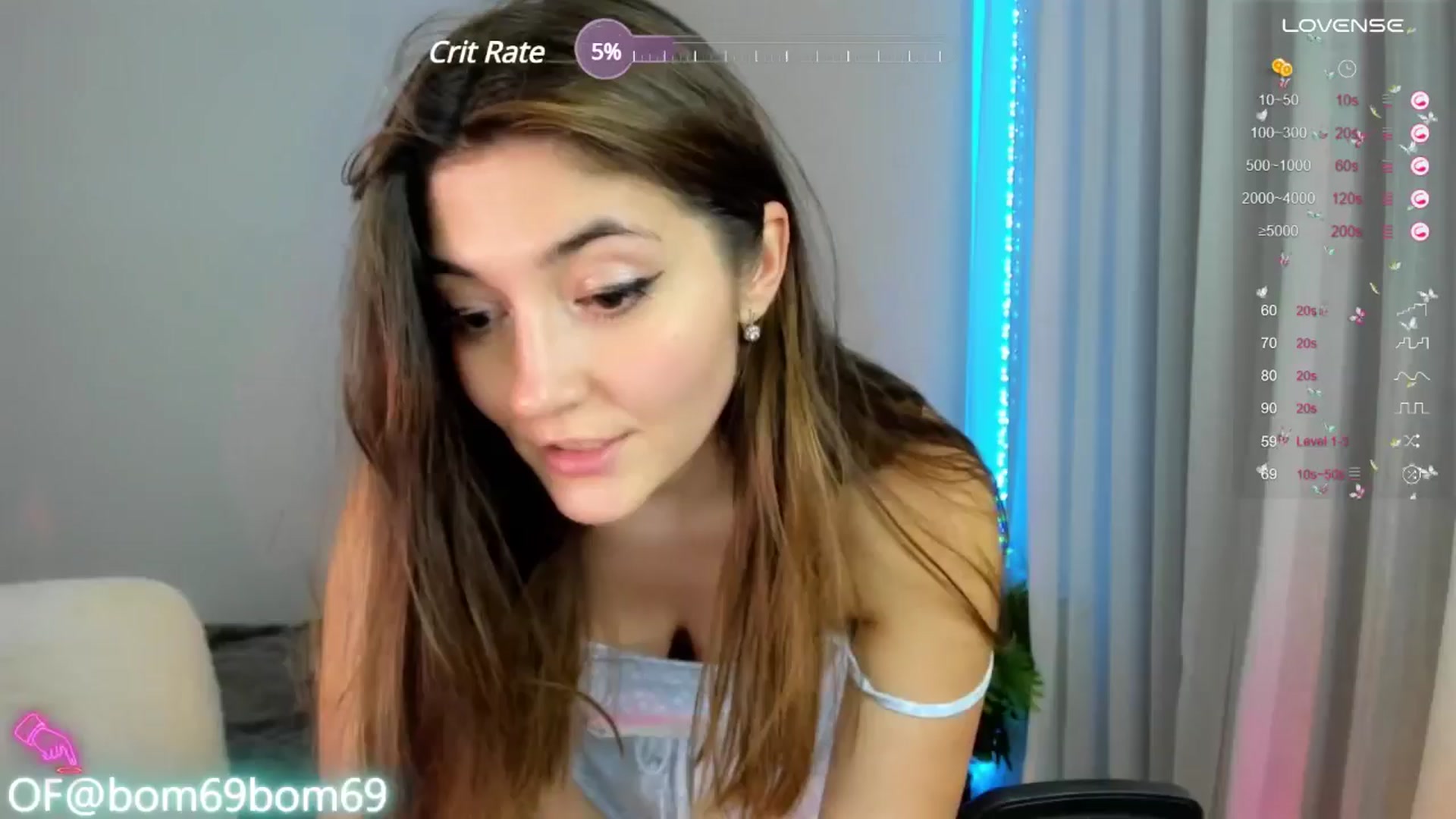 Gallery image thumbnail from Emmy_Emmy's myfreecams stream on, 08/13/2024, 12:44 image 10 of 20