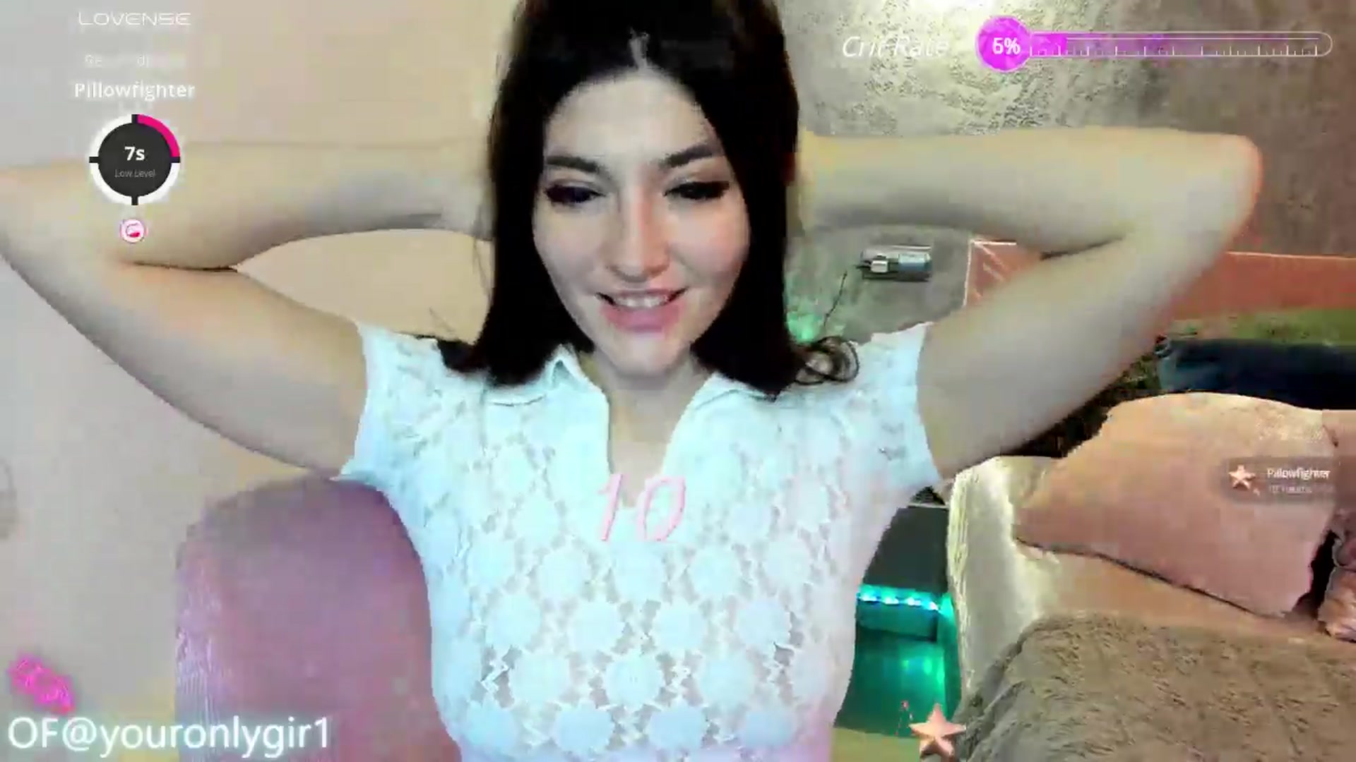 Gallery image thumbnail from Emmy_Emmy's myfreecams stream on, 02/26/2025, 10:27 image 9 of 20