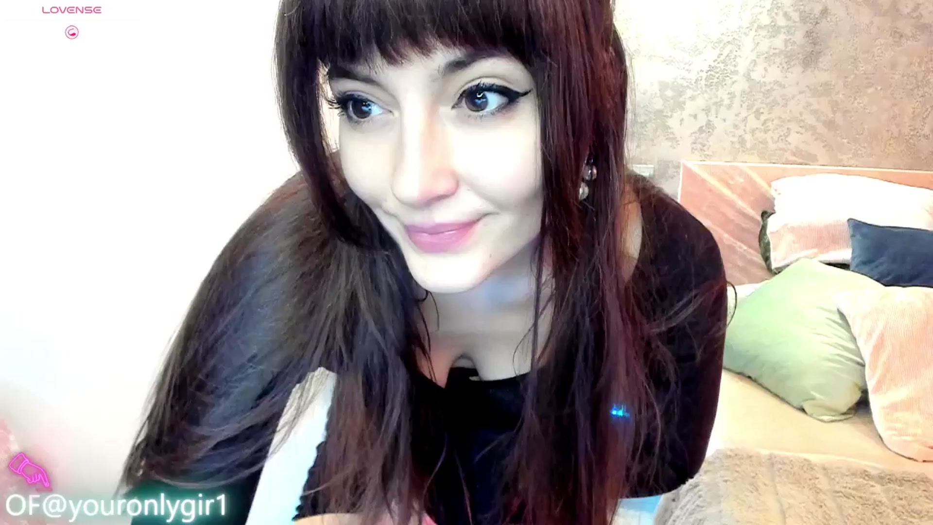 Gallery image thumbnail from Emmy_Emmy's myfreecams stream on, 02/27/2025, 09:09 image 11 of 20