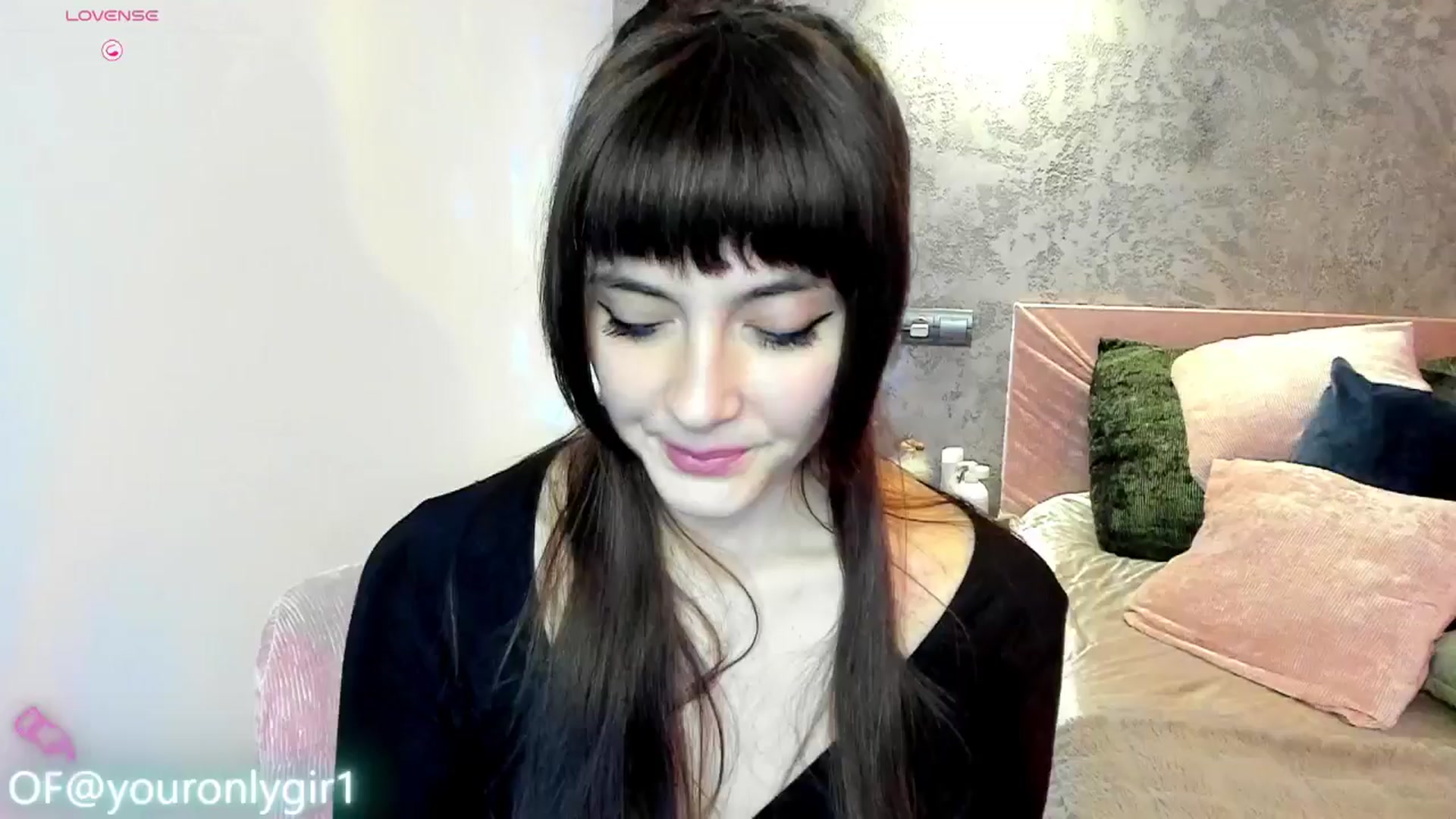 Gallery image thumbnail from Emmy_Emmy's myfreecams stream on, 02/27/2025, 12:22 image 18 of 20