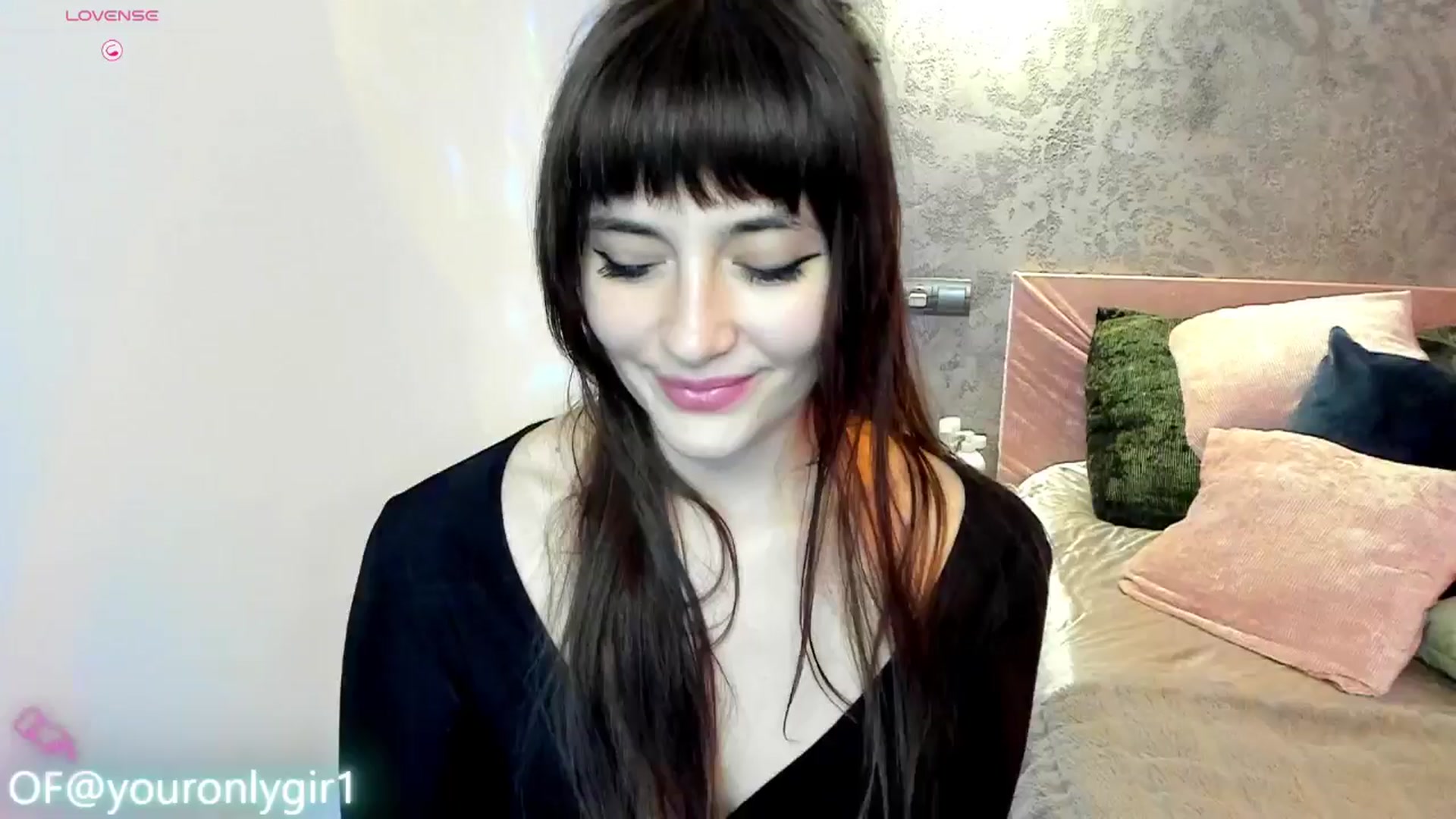 Gallery image thumbnail from Emmy_Emmy's myfreecams stream on, 02/27/2025, 12:22 image 2 of 20