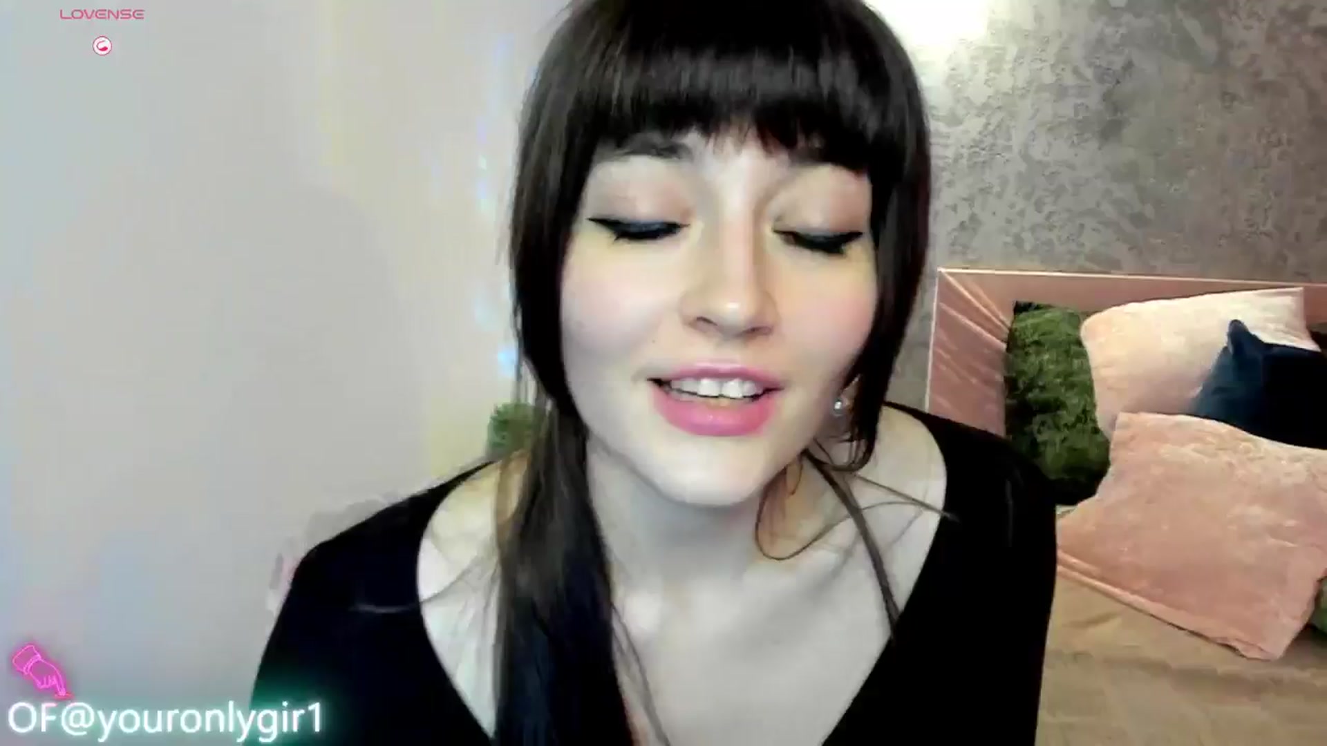 Gallery image thumbnail from Emmy_Emmy's myfreecams stream on, 02/27/2025, 13:06 image 1 of 20