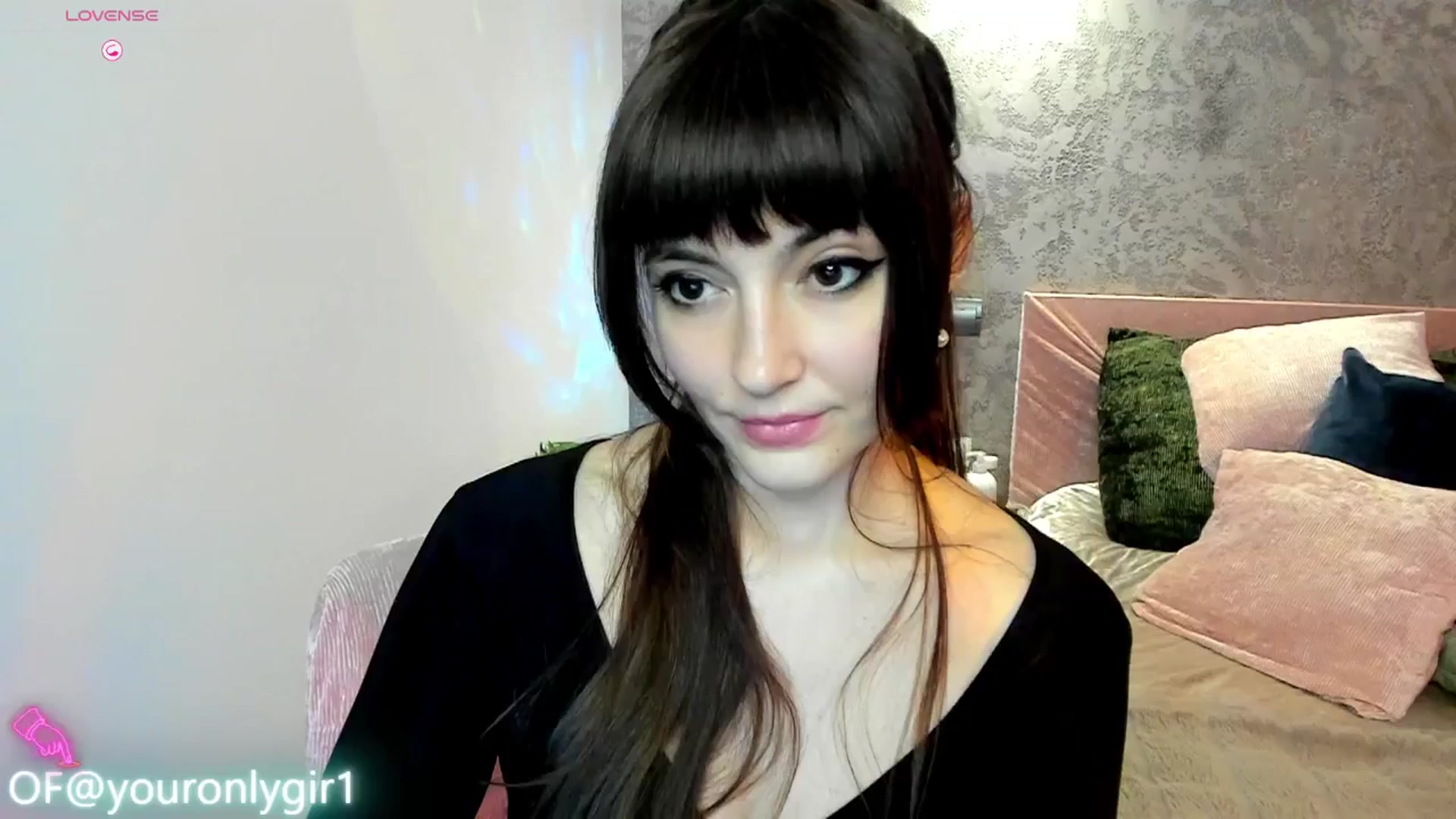 Gallery image thumbnail from Emmy_Emmy's myfreecams stream on, 02/27/2025, 13:06 image 5 of 20