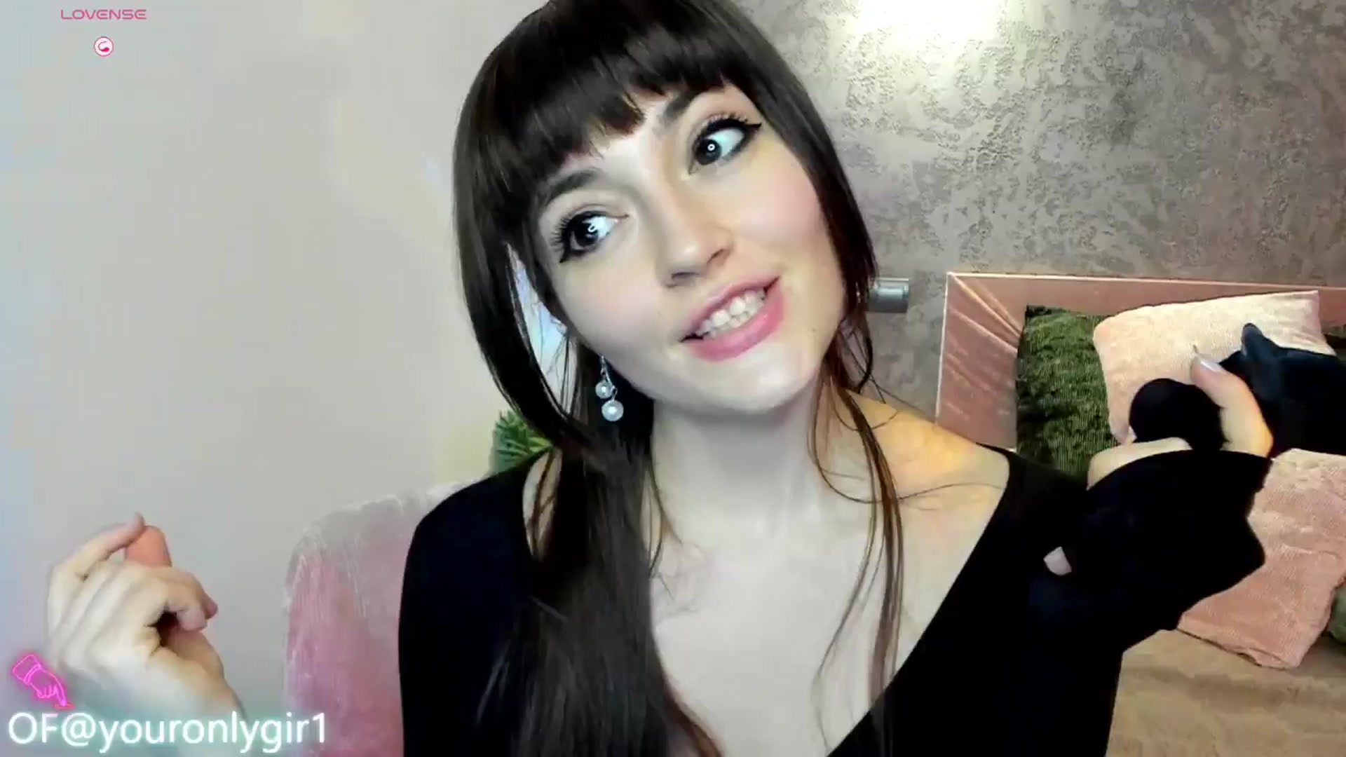 Gallery image thumbnail from Emmy_Emmy's myfreecams stream on, 02/27/2025, 13:06 image 3 of 20