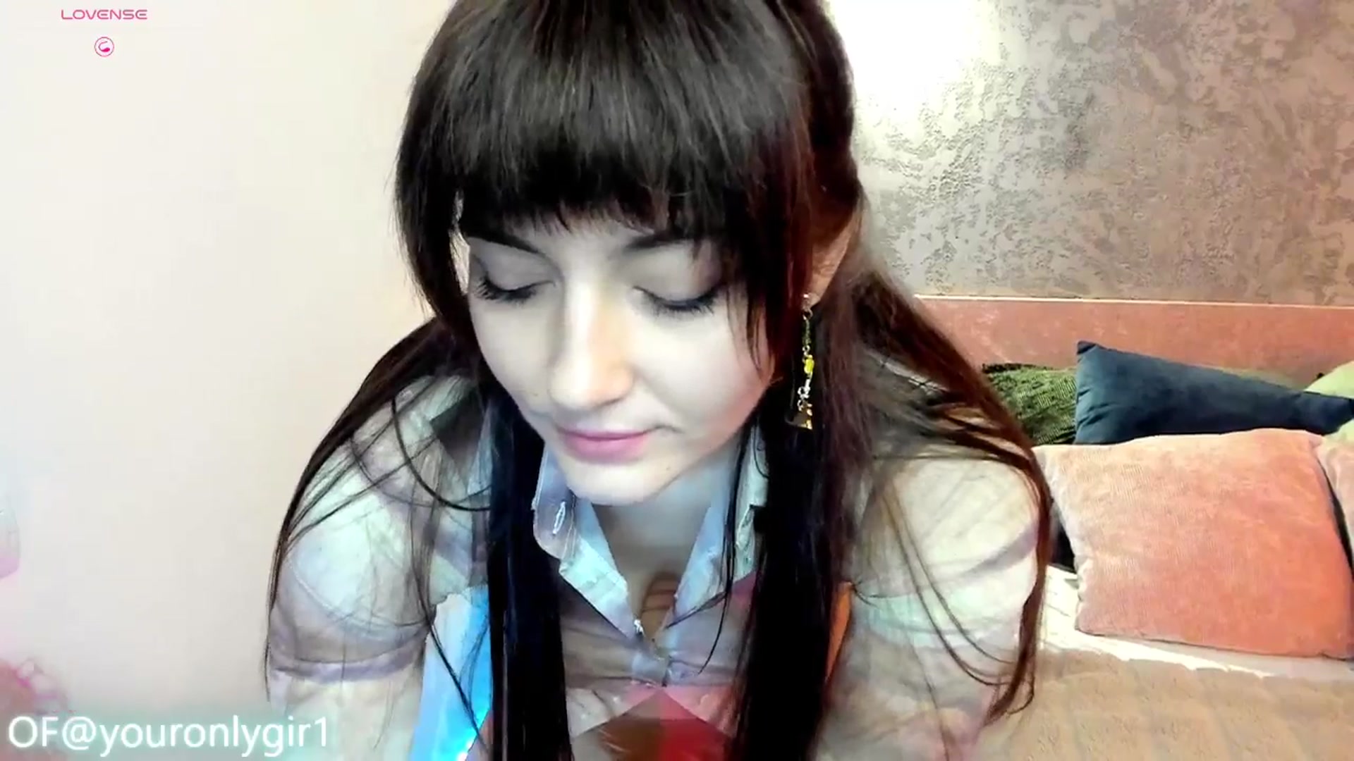Gallery image thumbnail from Emmy_Emmy's myfreecams stream on, 03/01/2025, 10:54 image 15 of 20