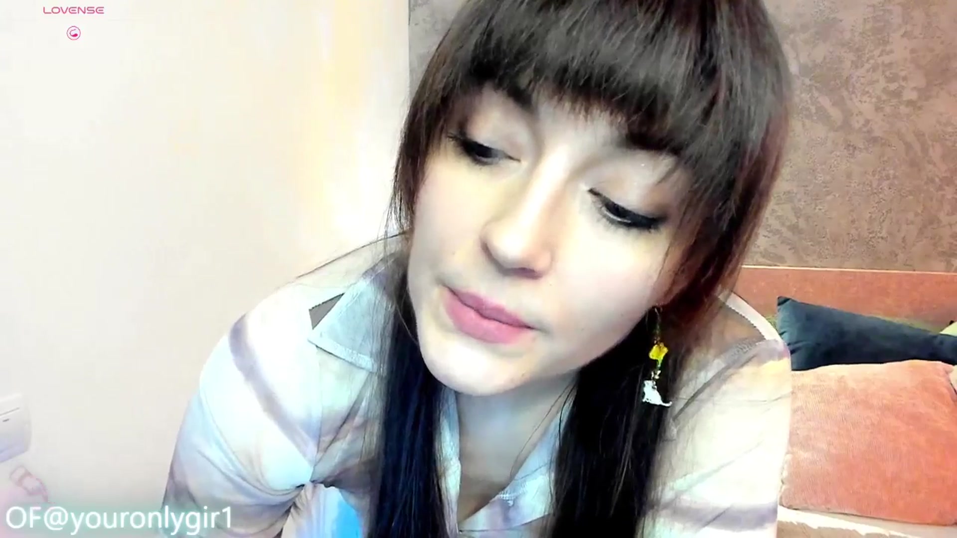 Gallery image thumbnail from Emmy_Emmy's myfreecams stream on, 03/01/2025, 10:54 image 17 of 20