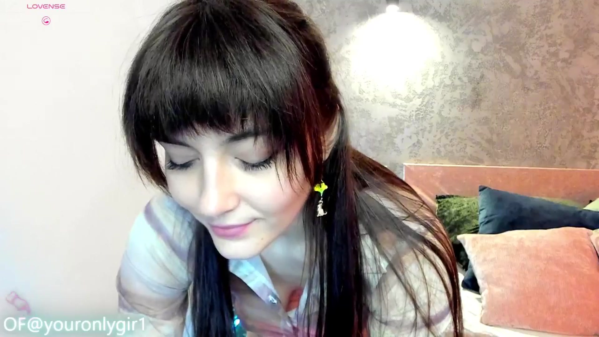 Gallery image thumbnail from Emmy_Emmy's myfreecams stream on, 03/01/2025, 10:54 image 8 of 20