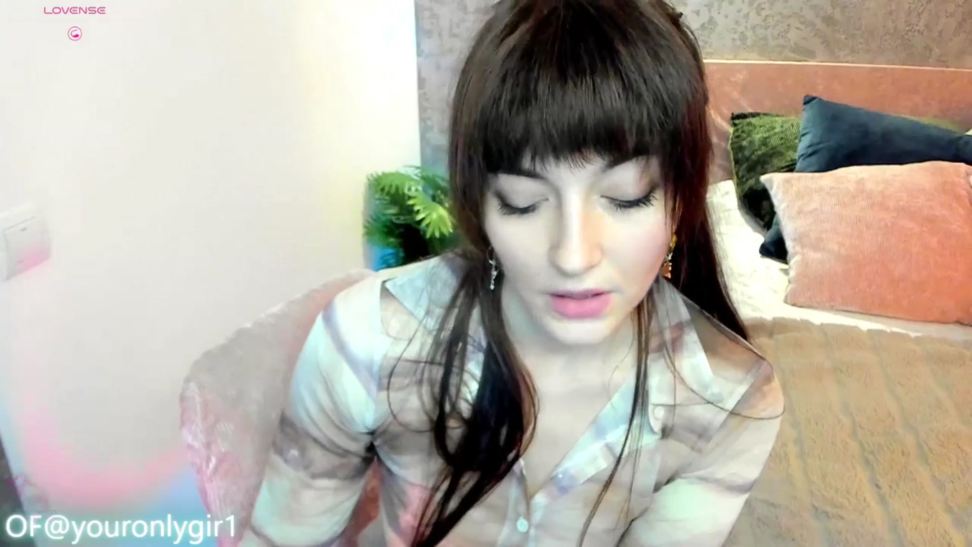 Gallery image thumbnail from Emmy_Emmy's myfreecams stream on, 03/01/2025, 10:54 image 20 of 20