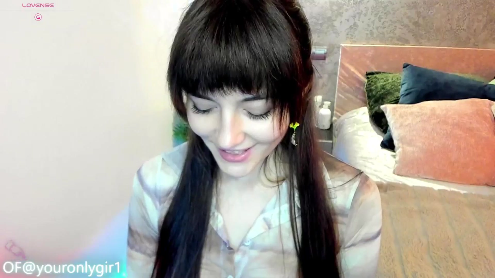 Gallery image thumbnail from Emmy_Emmy's myfreecams stream on, 03/01/2025, 10:54 image 9 of 20