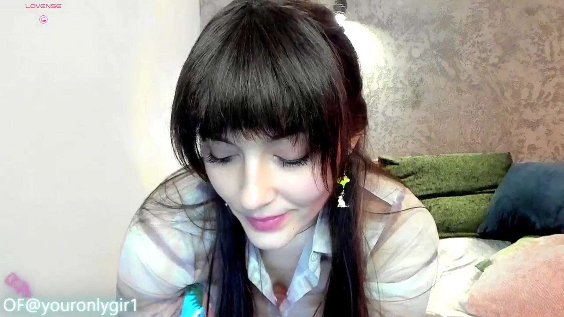 Gallery image thumbnail from Emmy_Emmy's myfreecams stream on, 03/01/2025, 12:22 image 12 of 20