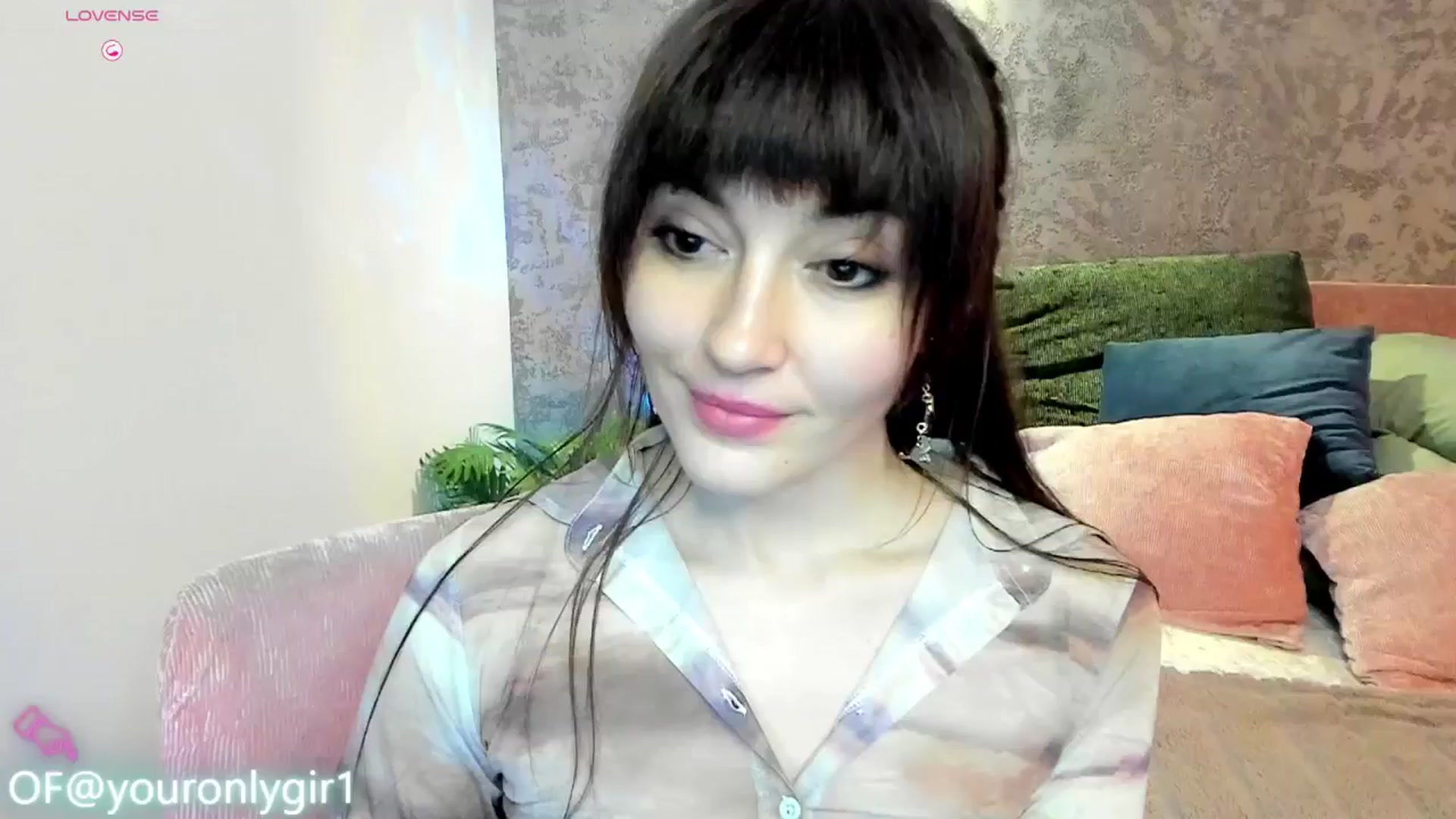 Gallery image thumbnail from Emmy_Emmy's myfreecams stream on, 03/01/2025, 13:13 image 18 of 20