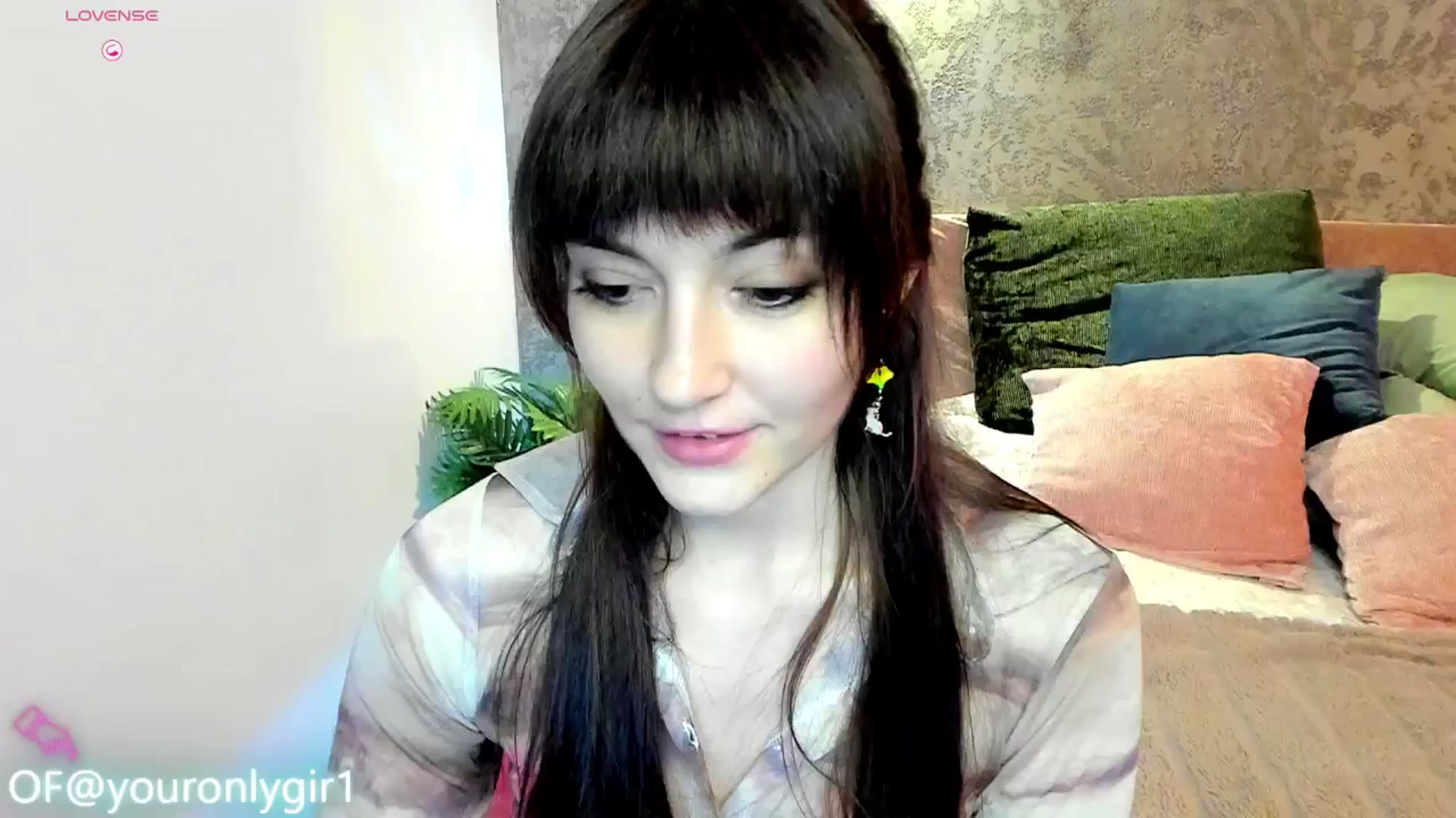 Gallery image thumbnail from Emmy_Emmy's myfreecams stream on, 03/01/2025, 13:13 image 6 of 20