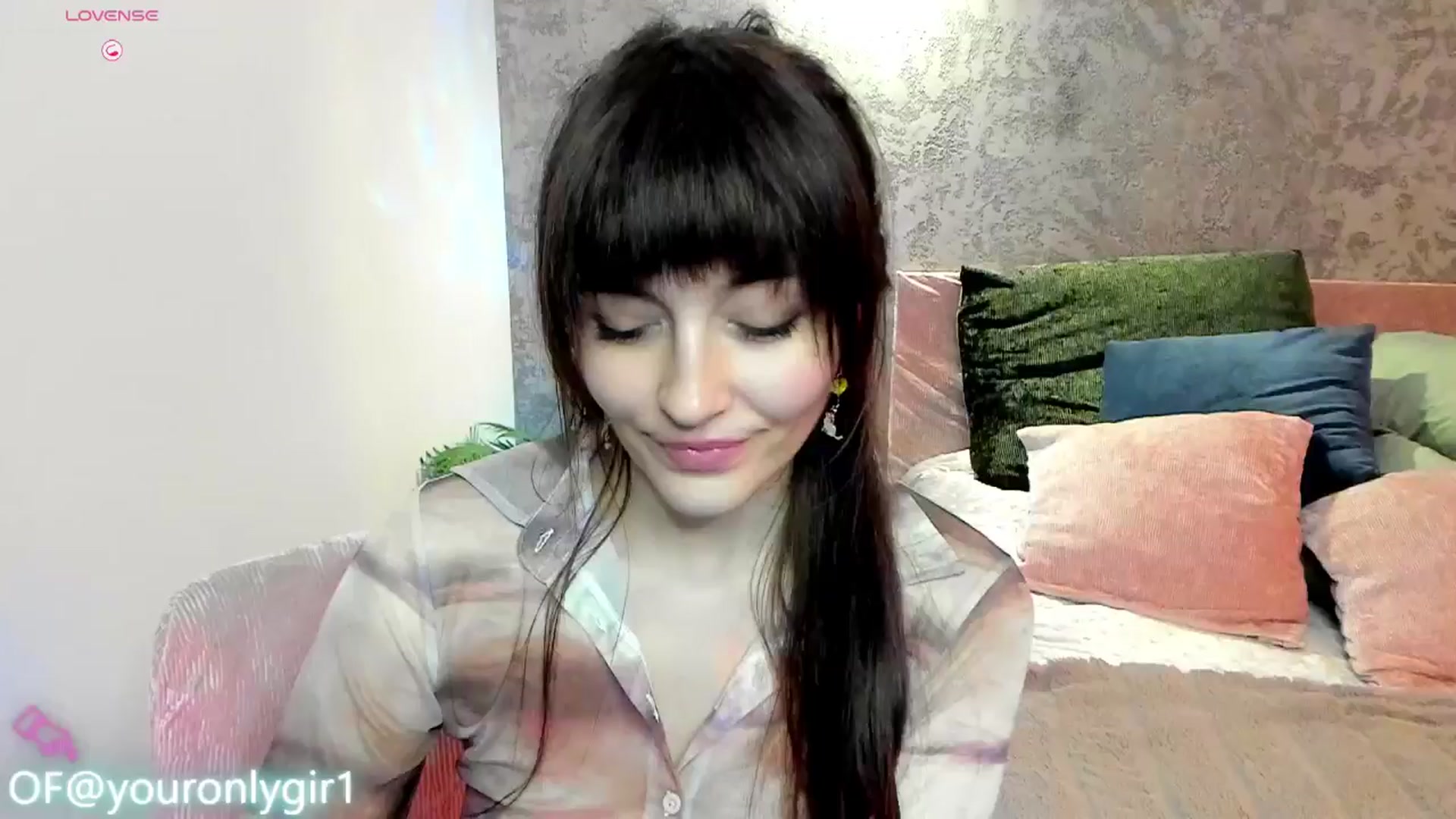 Gallery image thumbnail from Emmy_Emmy's myfreecams stream on, 03/01/2025, 13:13 image 13 of 20