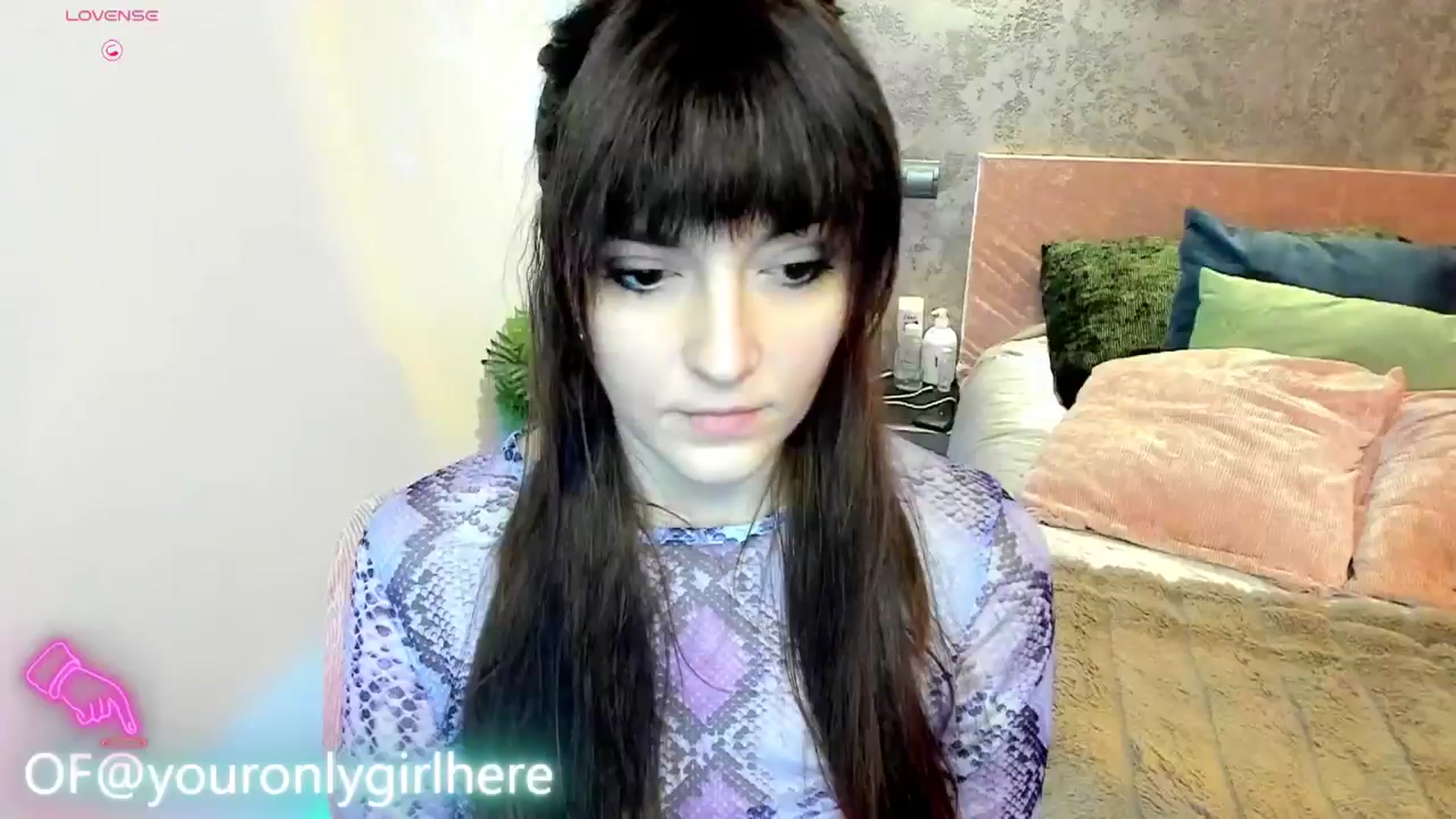 Gallery image thumbnail from Emmy_Emmy's myfreecams stream on, 03/02/2025, 08:52 image 7 of 20