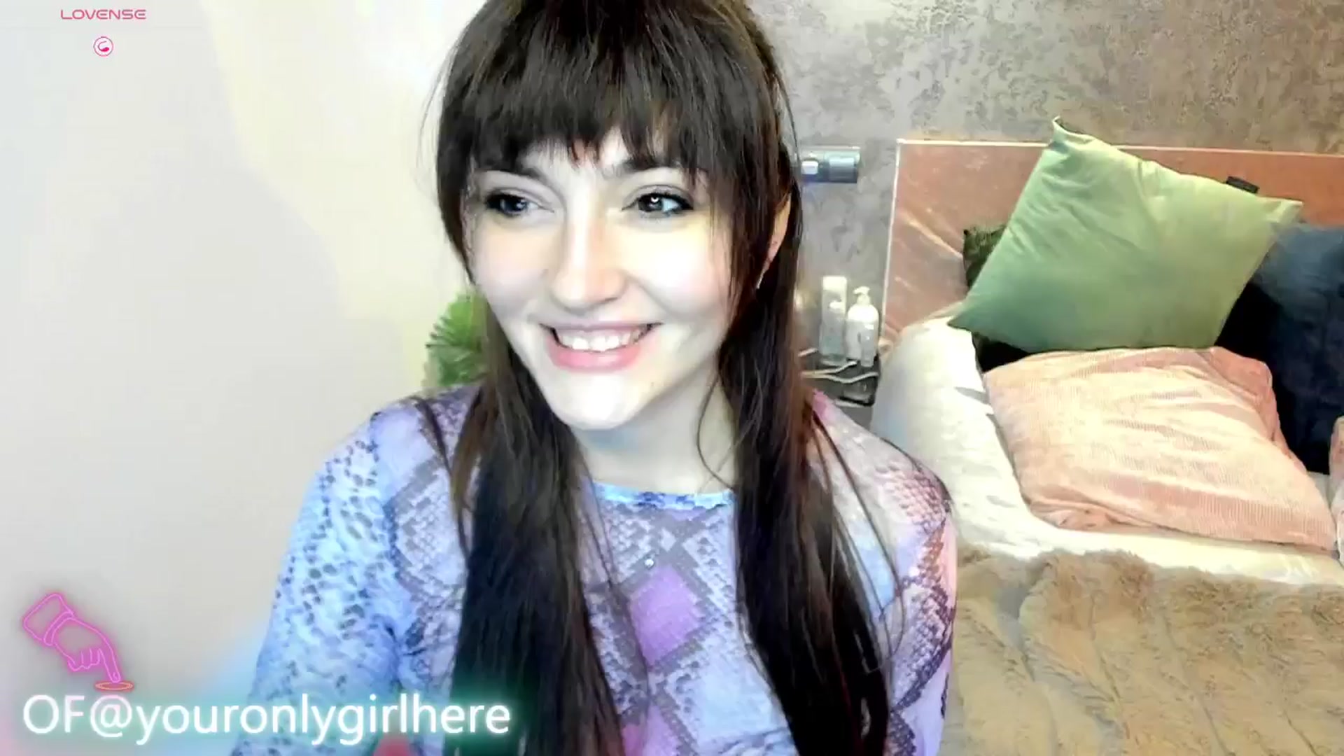 Gallery image thumbnail from Emmy_Emmy's myfreecams stream on, 03/02/2025, 10:13 image 1 of 20