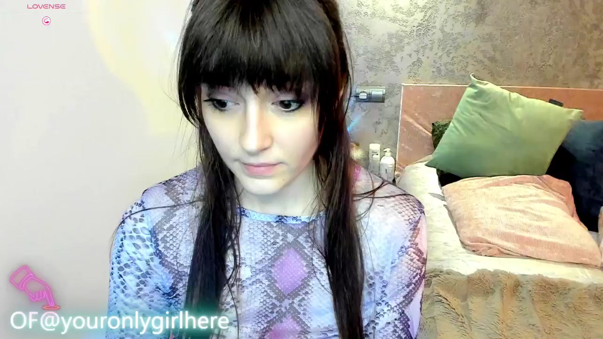 Gallery image thumbnail from Emmy_Emmy's myfreecams stream on, 03/02/2025, 10:13 image 9 of 20
