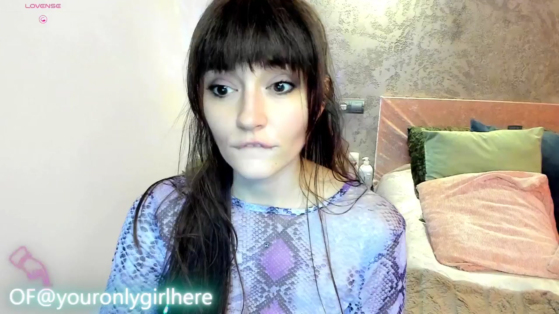 Gallery image thumbnail from Emmy_Emmy's myfreecams stream on, 03/02/2025, 10:53 image 3 of 20