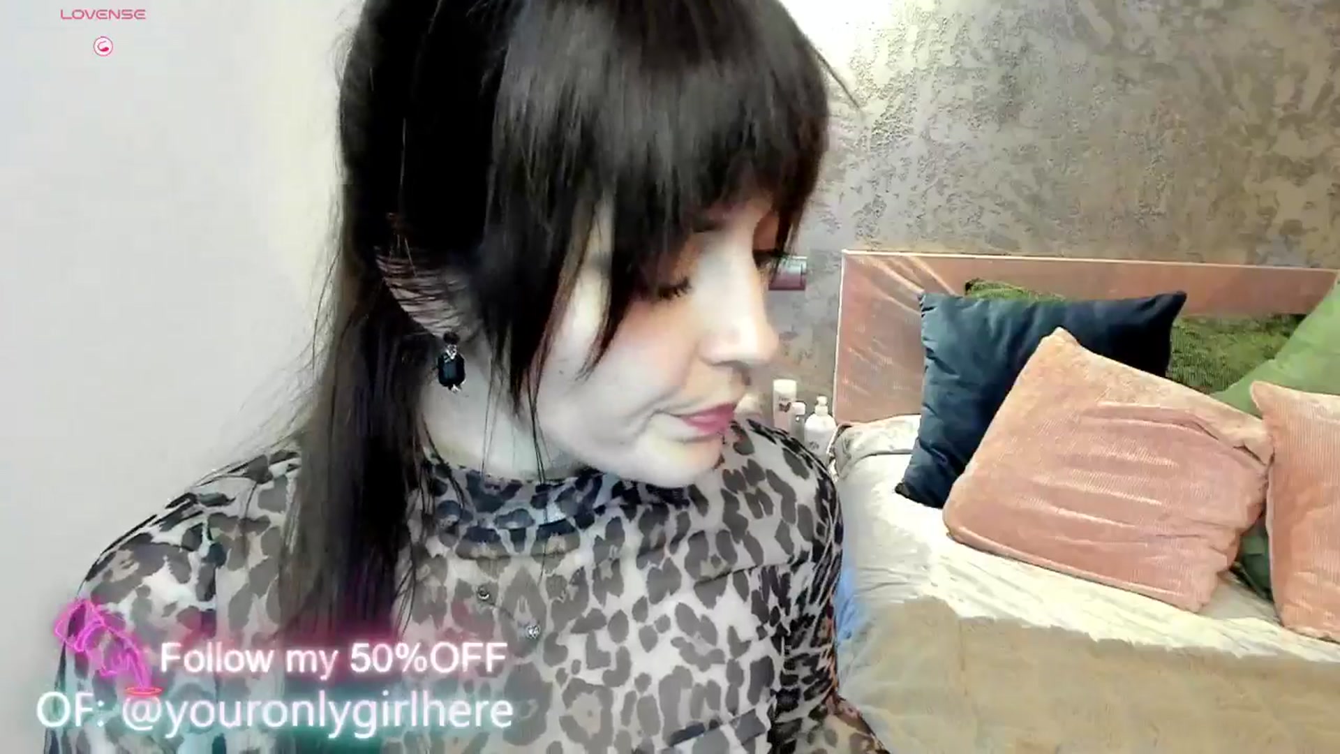 Gallery image thumbnail from Emmy_Emmy's myfreecams stream on, 03/03/2025, 11:15 image 16 of 20