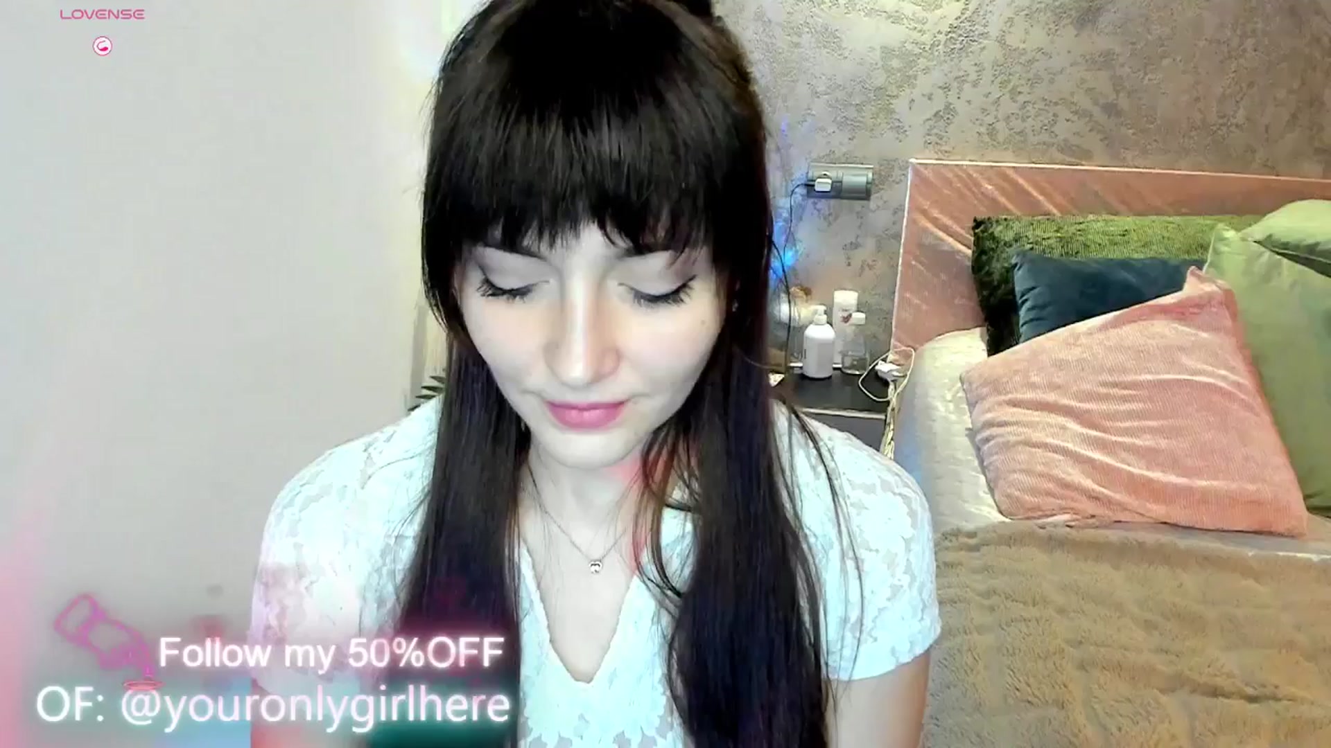 Gallery image thumbnail from Emmy_Emmy's myfreecams stream on, 03/04/2025, 09:50 image 1 of 20