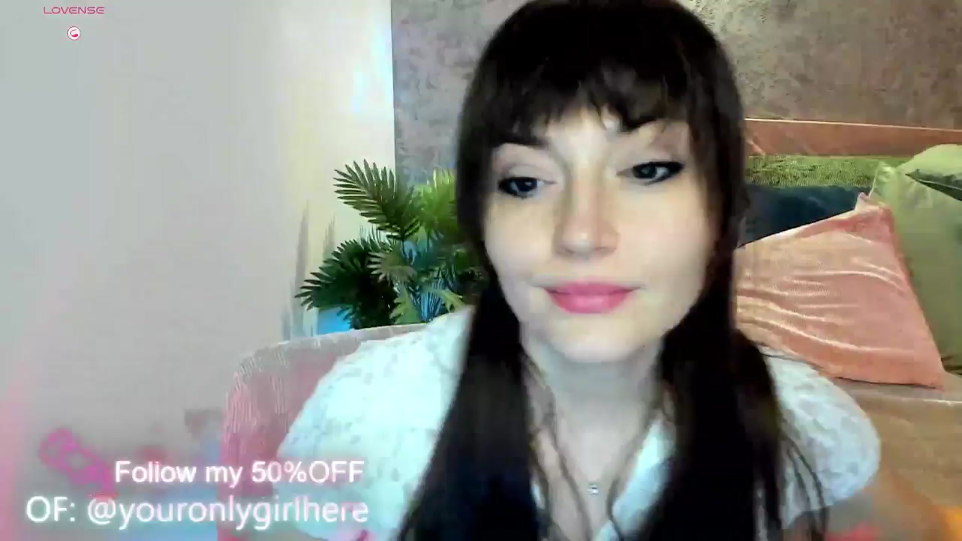 Gallery image thumbnail from Emmy_Emmy's myfreecams stream on, 03/04/2025, 09:50 image 3 of 20