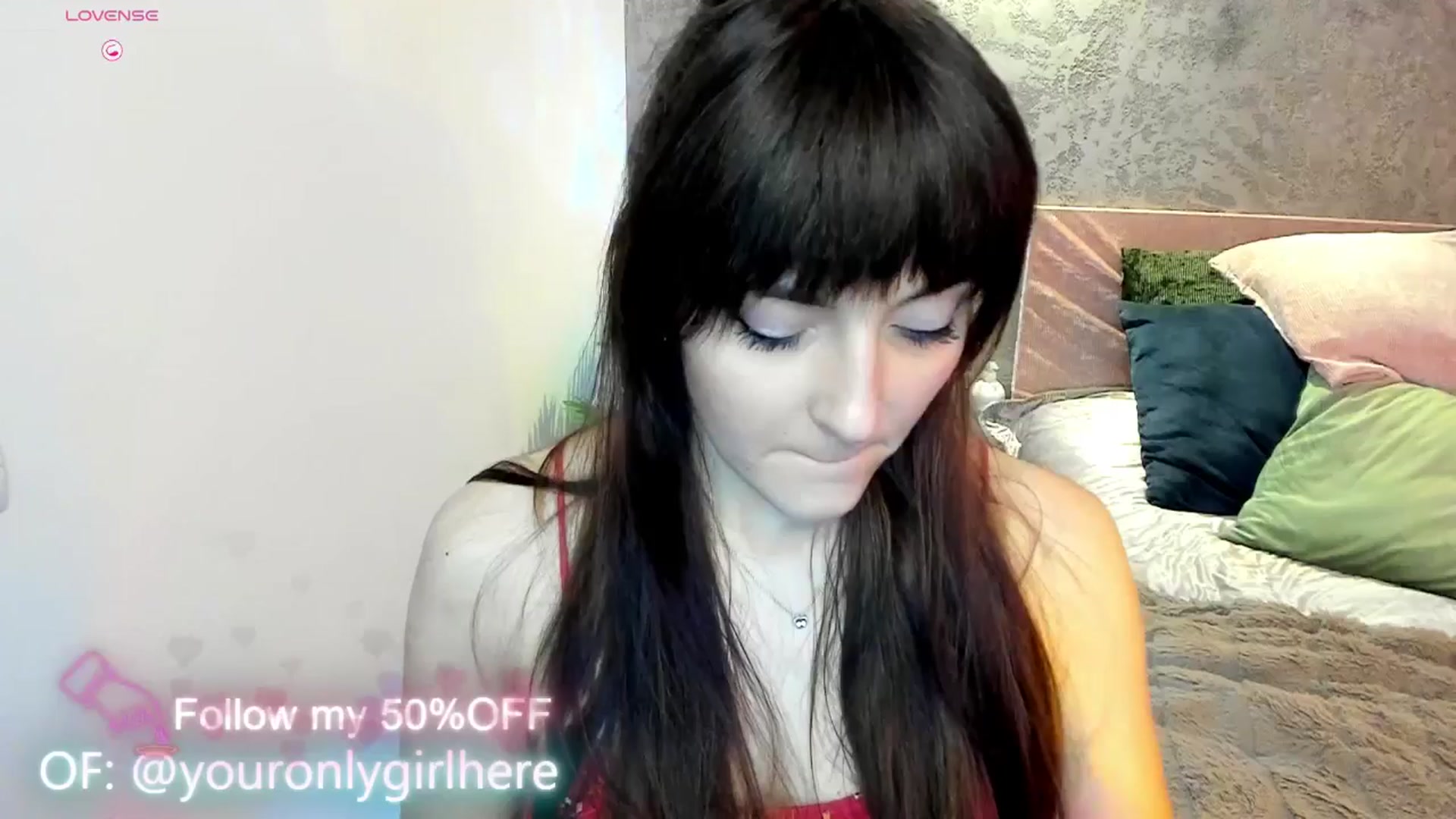 Gallery image thumbnail from Emmy_Emmy's myfreecams stream on, 03/07/2025, 10:18 image 1 of 20