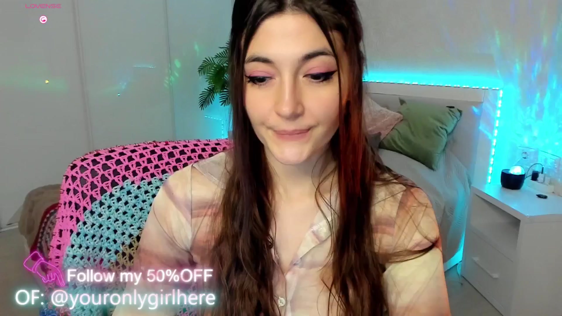 Gallery image thumbnail from Emmy_Emmy's myfreecams stream on, 03/19/2025, 09:24 image 19 of 20