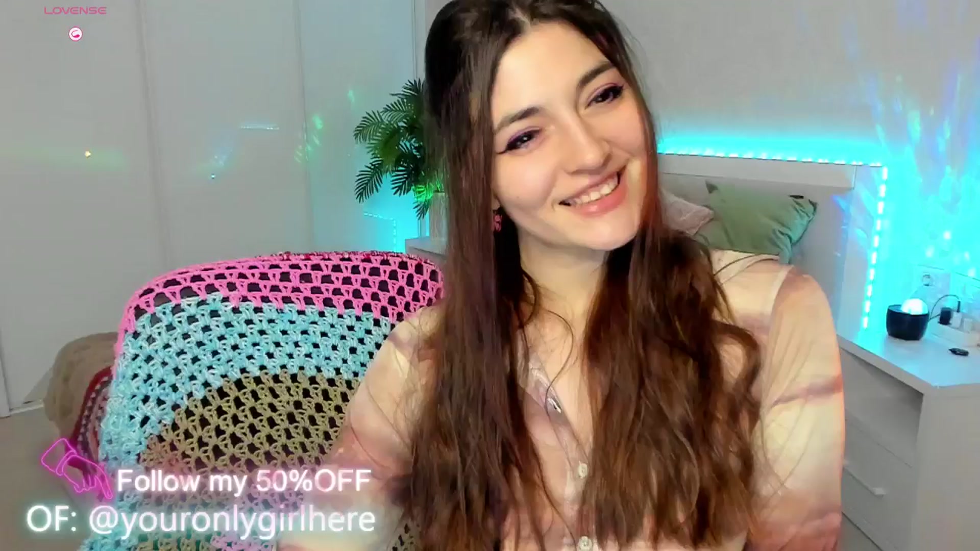 Gallery image thumbnail from Emmy_Emmy's myfreecams stream on, 03/19/2025, 09:24 image 2 of 20