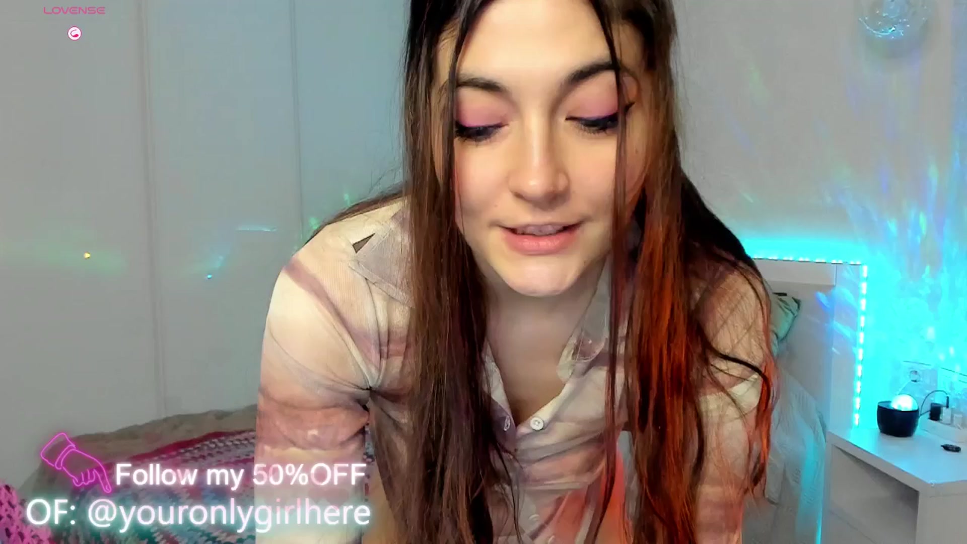 Gallery image thumbnail from Emmy_Emmy's myfreecams stream on, 03/19/2025, 09:24 image 16 of 20