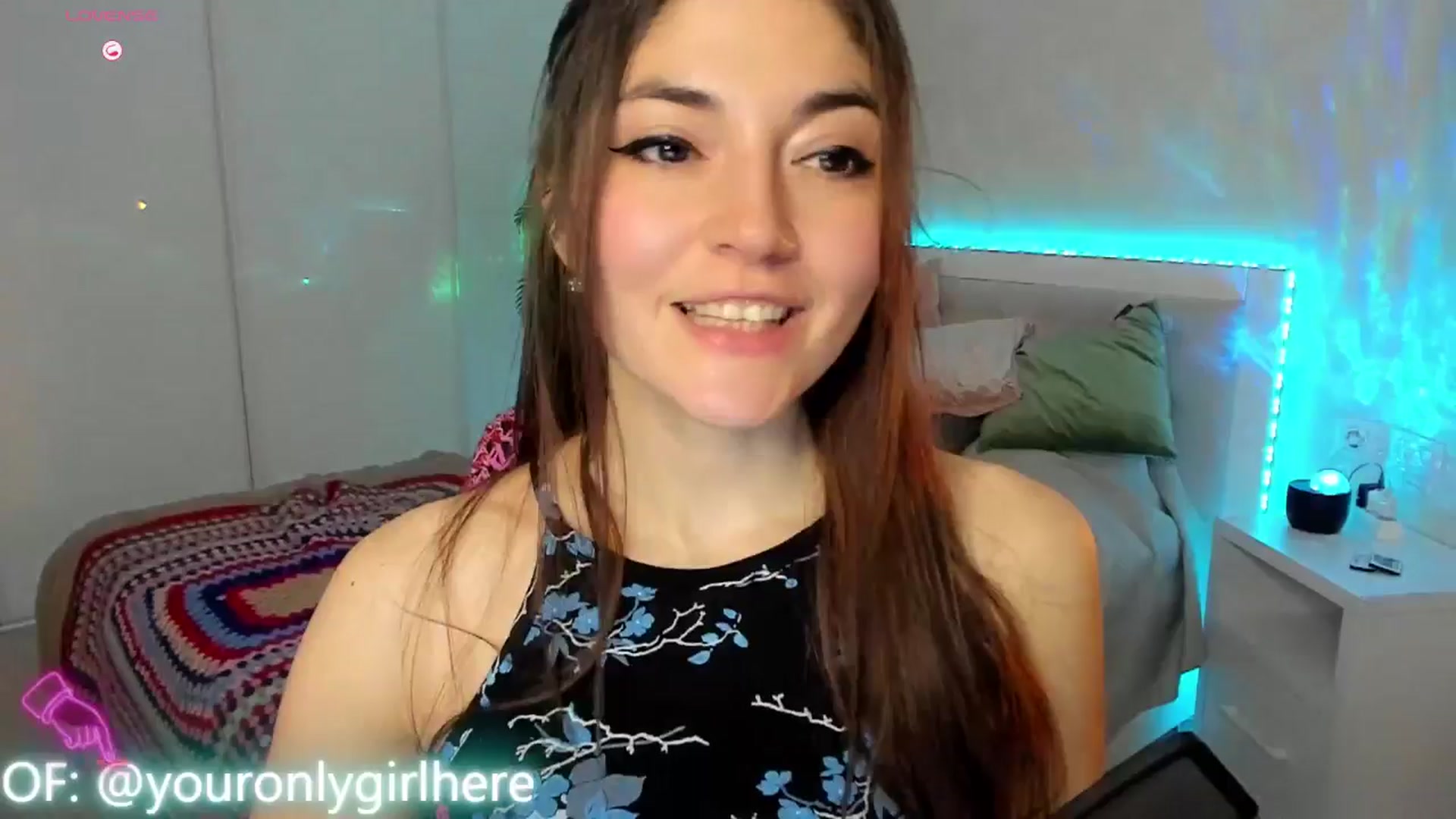Gallery image thumbnail from Emmy_Emmy's myfreecams stream on, 03/23/2025, 09:22 image 2 of 20