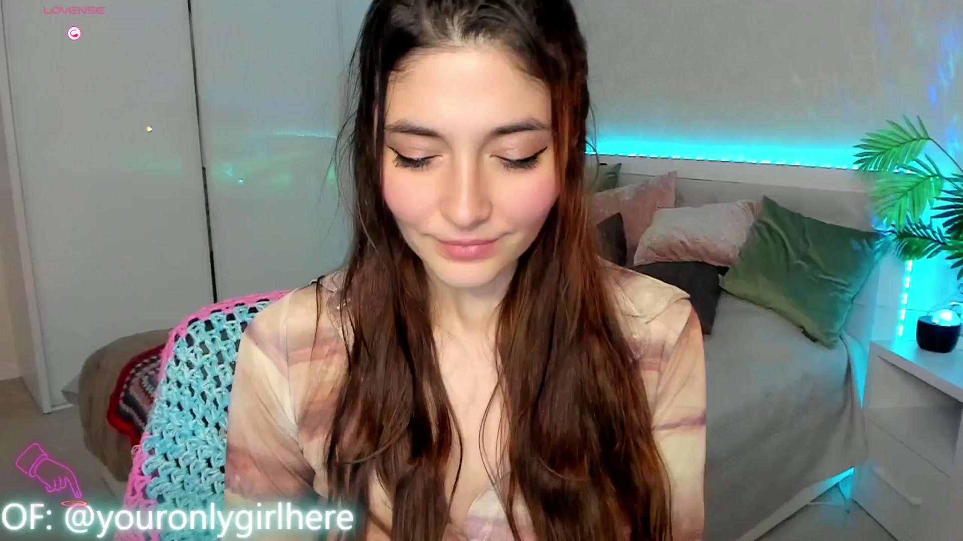 Gallery image thumbnail from Emmy_Emmy's myfreecams stream on, 03/27/2025, 09:12 image 18 of 20