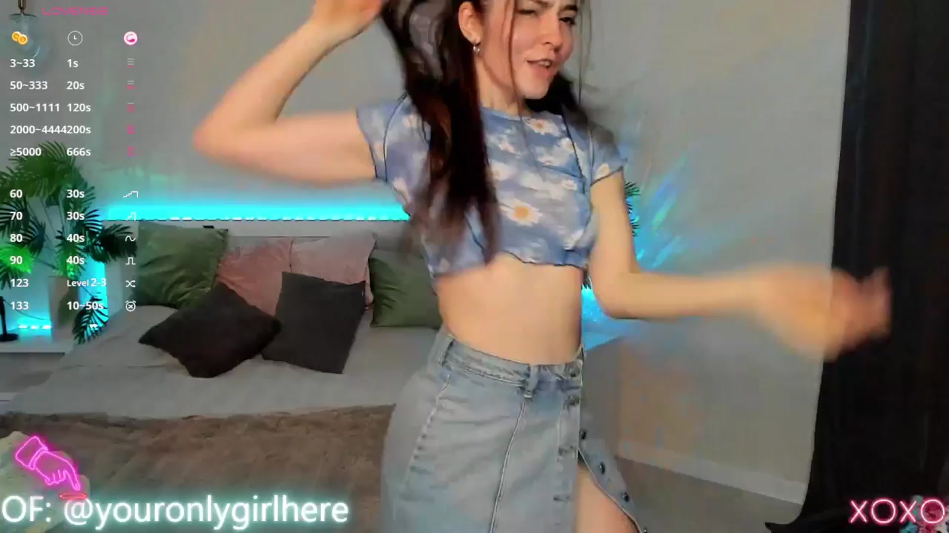 Gallery image thumbnail from Emmy_Emmy's myfreecams stream on, 04/05/2025, 07:15 image 18 of 20