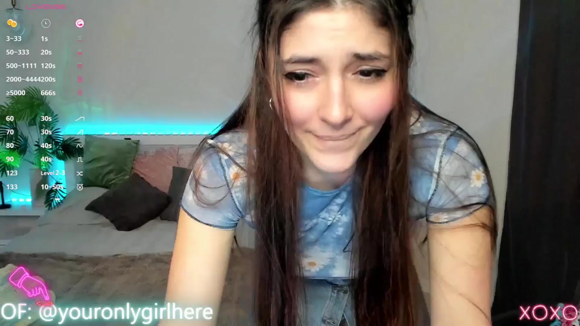 Gallery image thumbnail from Emmy_Emmy's myfreecams stream on, 04/05/2025, 07:15 image 17 of 20
