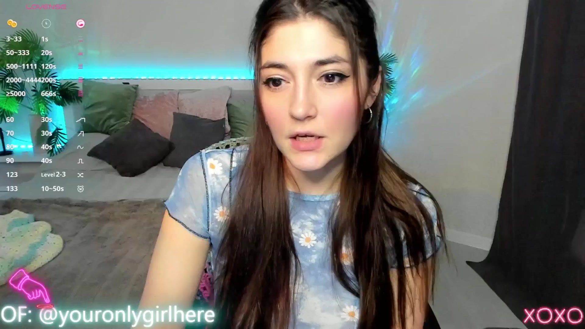 Gallery image thumbnail from Emmy_Emmy's myfreecams stream on, 04/05/2025, 07:15 image 3 of 20