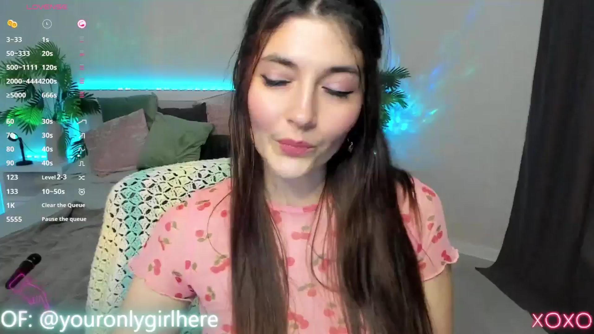 Gallery image thumbnail from Emmy_Emmy's myfreecams stream on, 04/10/2025, 10:52 image 5 of 20