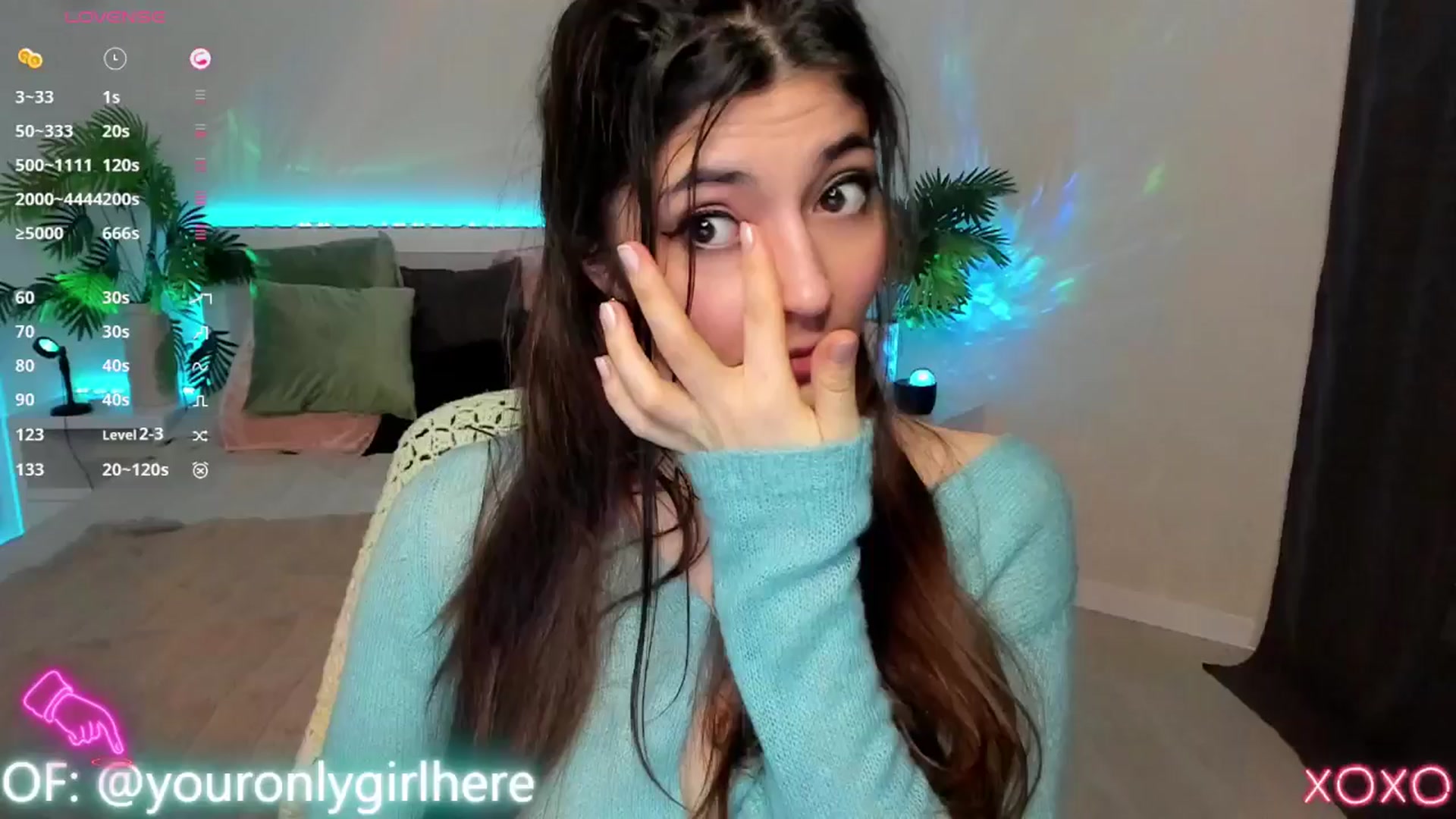 Gallery image thumbnail from Emmy_Emmy's myfreecams stream on, 04/12/2025, 08:09 image 14 of 20