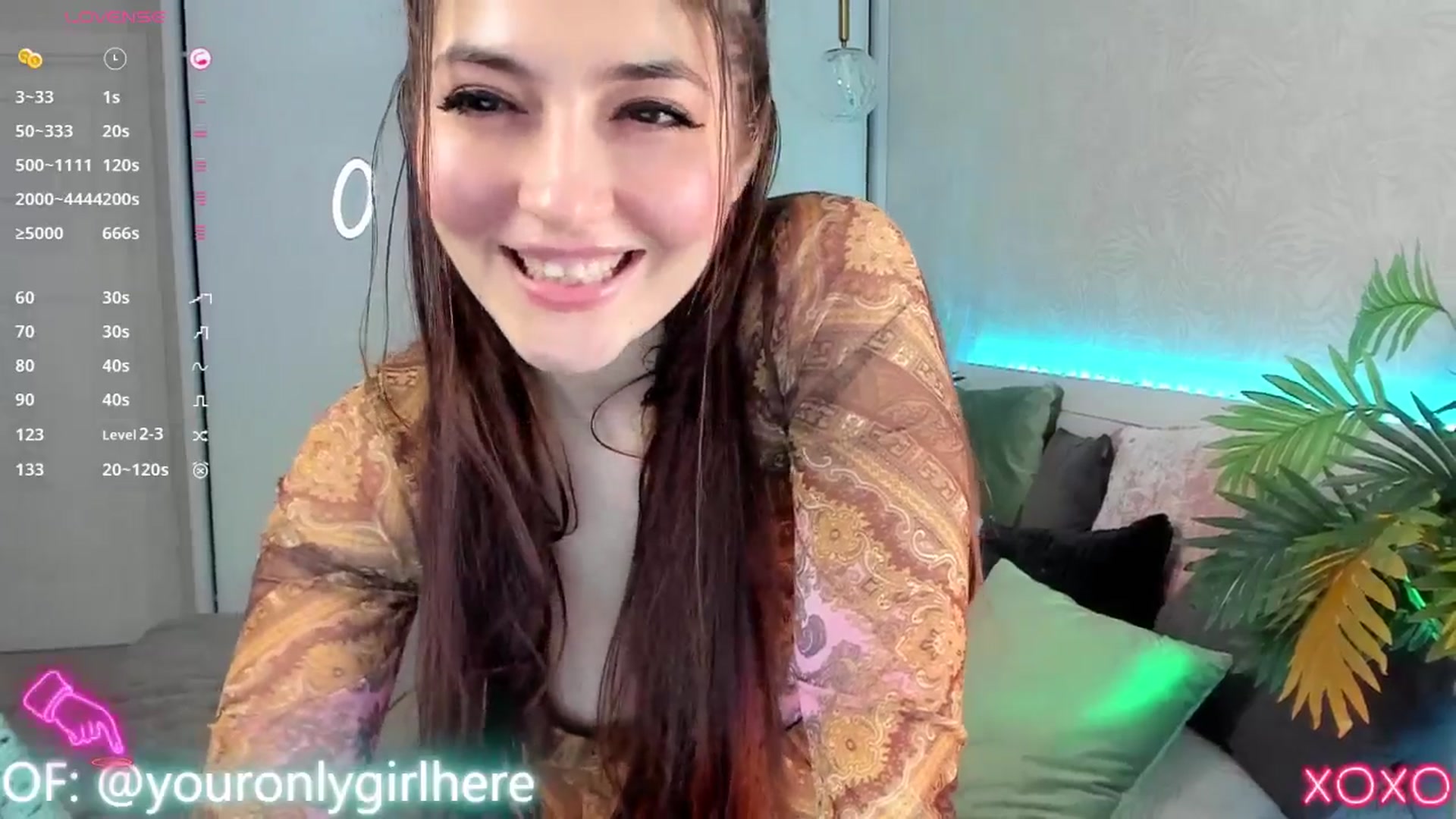 Gallery image thumbnail from Emmy_Emmy's myfreecams stream on, 04/13/2025, 06:51 image 14 of 20